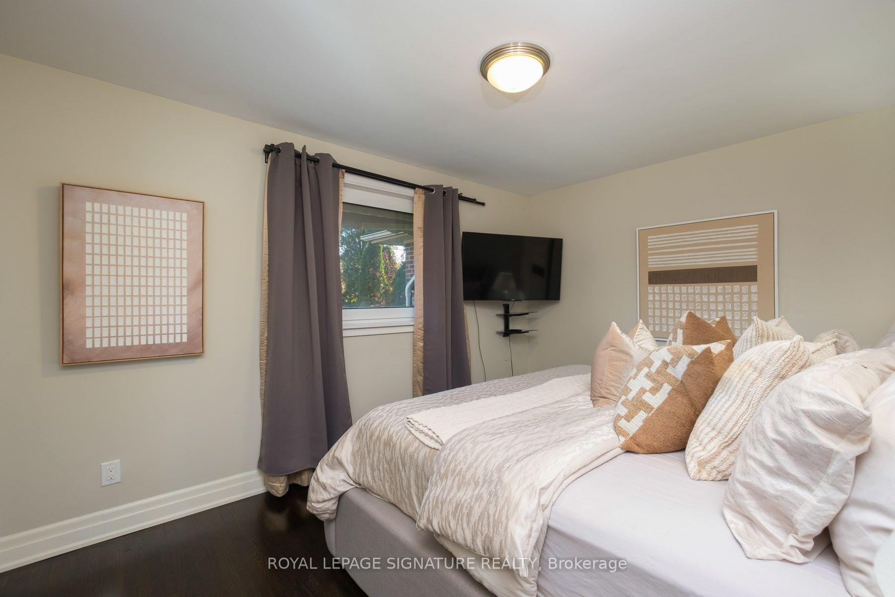 Photo 16 of 47 Tedford Drive, Scarborough, Wexford-Maryvale — HOMEH