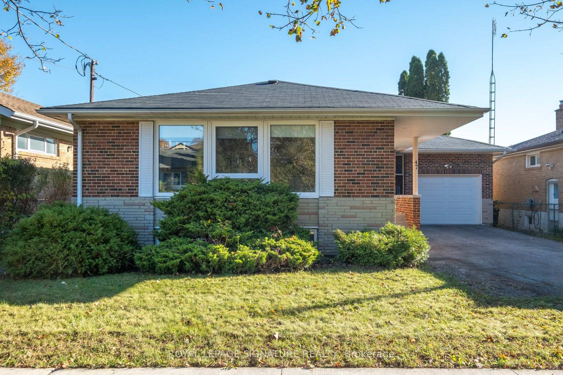 Photo 21 of 47 Tedford Drive, Scarborough, Wexford-Maryvale — HOMEH