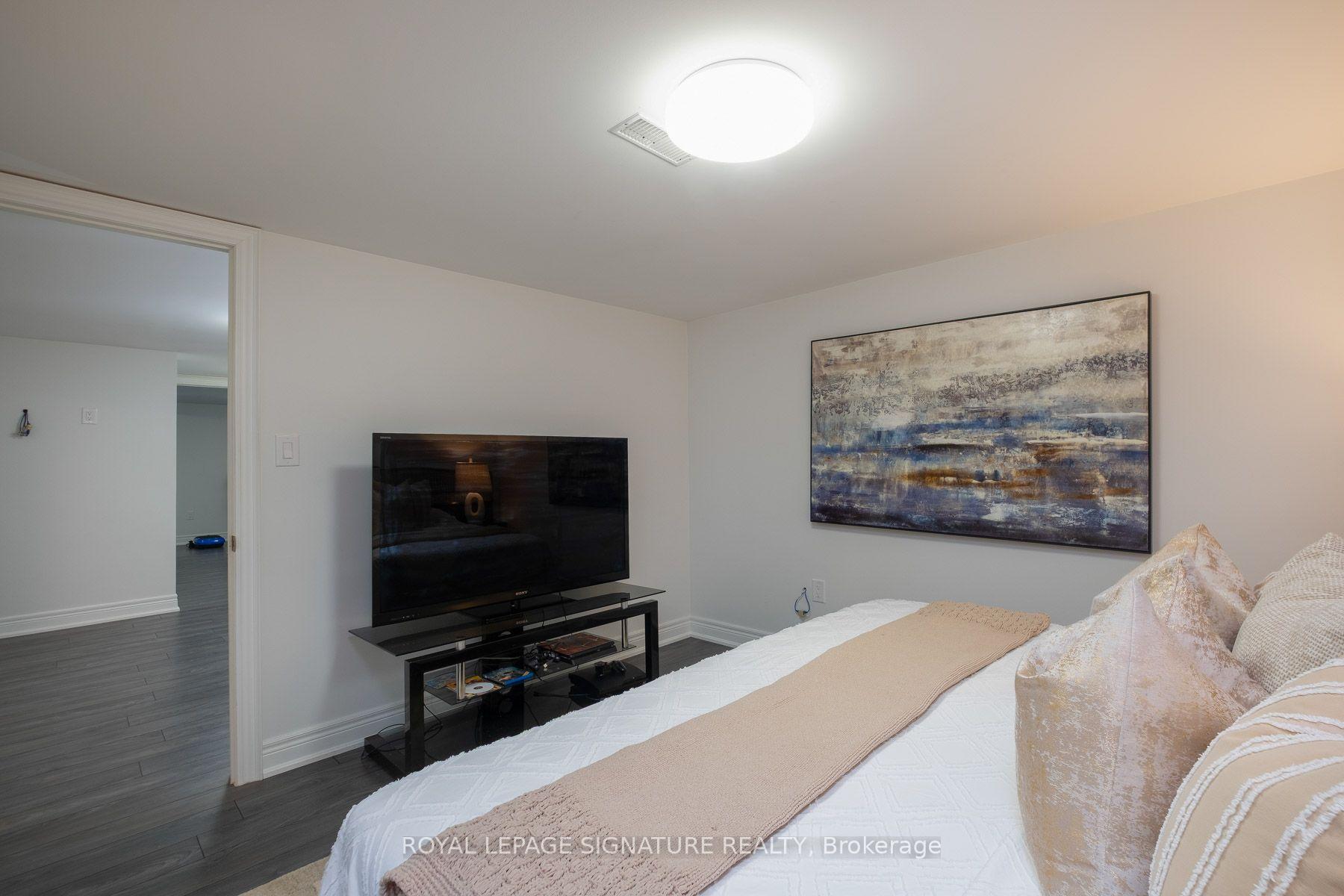Photo 26 of 47 Tedford Drive, Scarborough, Wexford-Maryvale — HOMEH