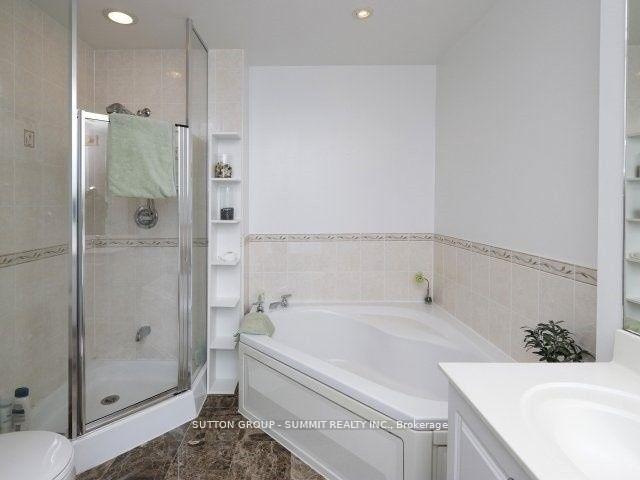 Photo 15 of Unit 2807, 33 Elm Drive, Mississauga, City Centre — HOMEH