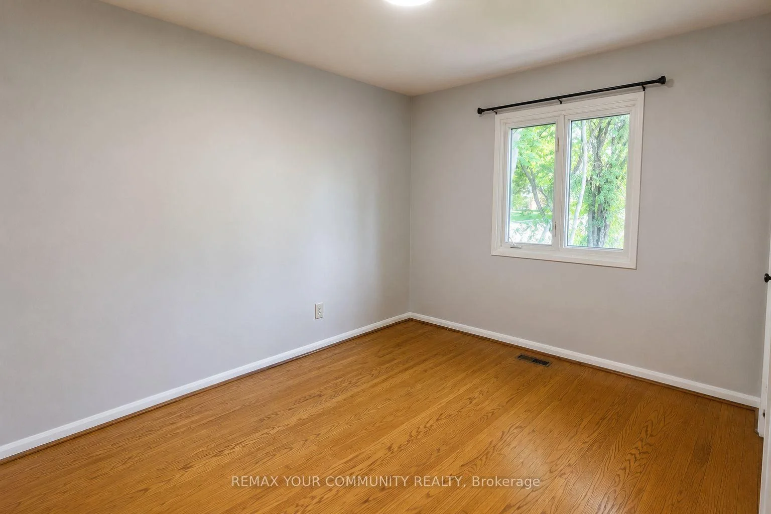 Photo 24 of Unit Main, 98 Wigmore Drive, North York, Victoria Village — HOMEH