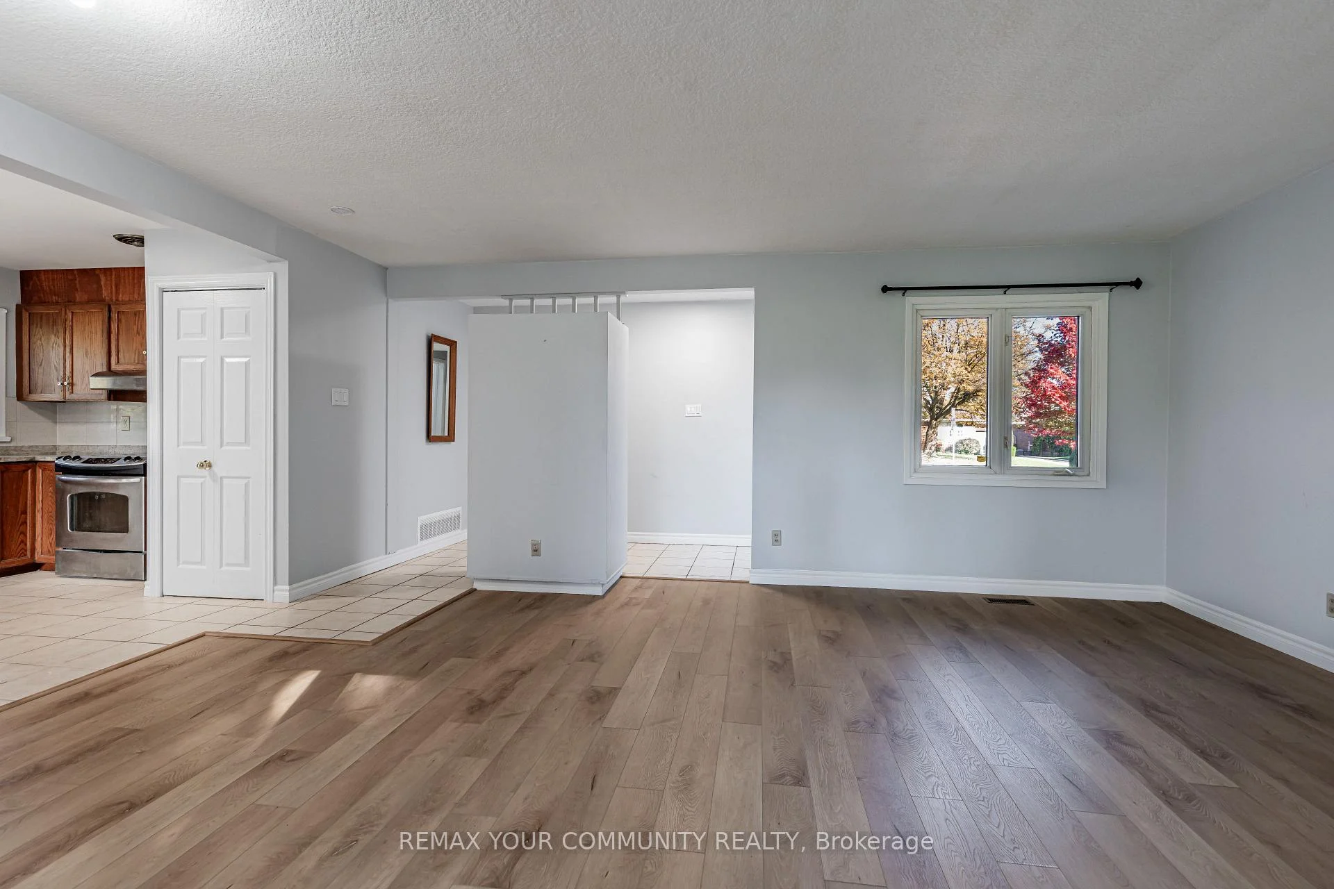 Photo 34 of Unit Main, 98 Wigmore Drive, North York, Victoria Village — HOMEH