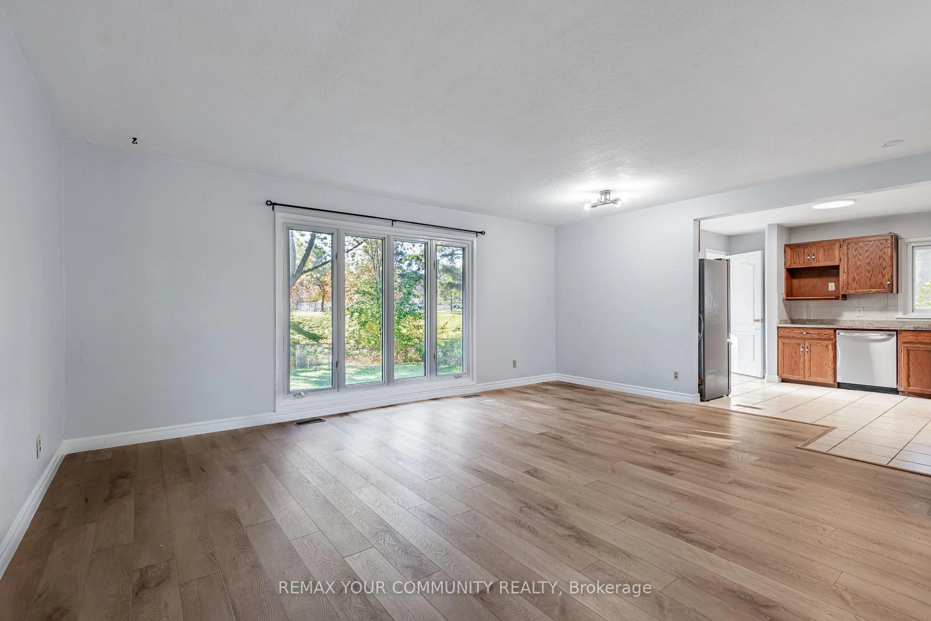 Photo 38 of Unit Main, 98 Wigmore Drive, North York, Victoria Village — HOMEH