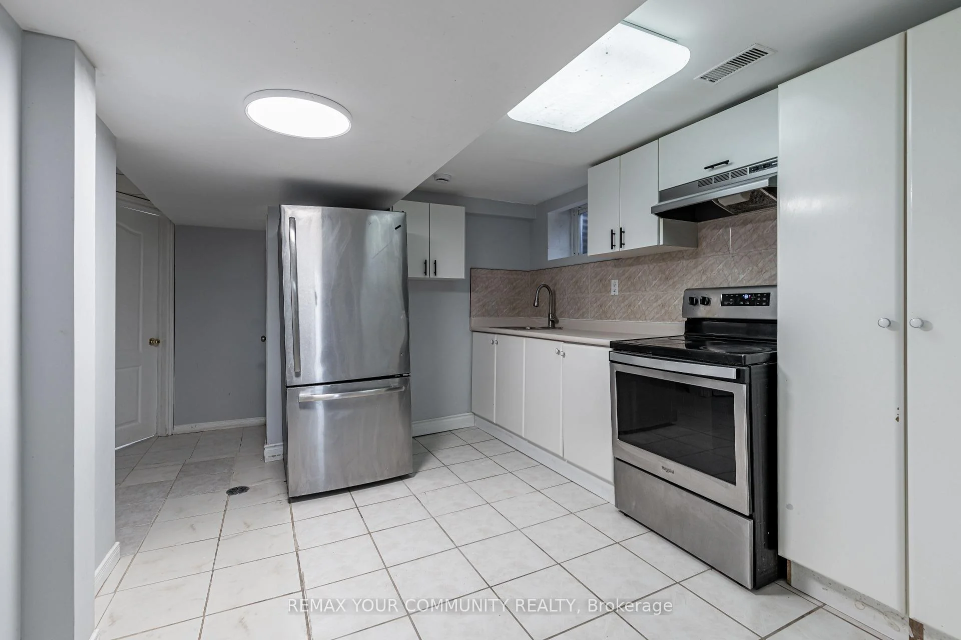 Photo 59 of Unit Main, 98 Wigmore Drive, North York, Victoria Village — HOMEH