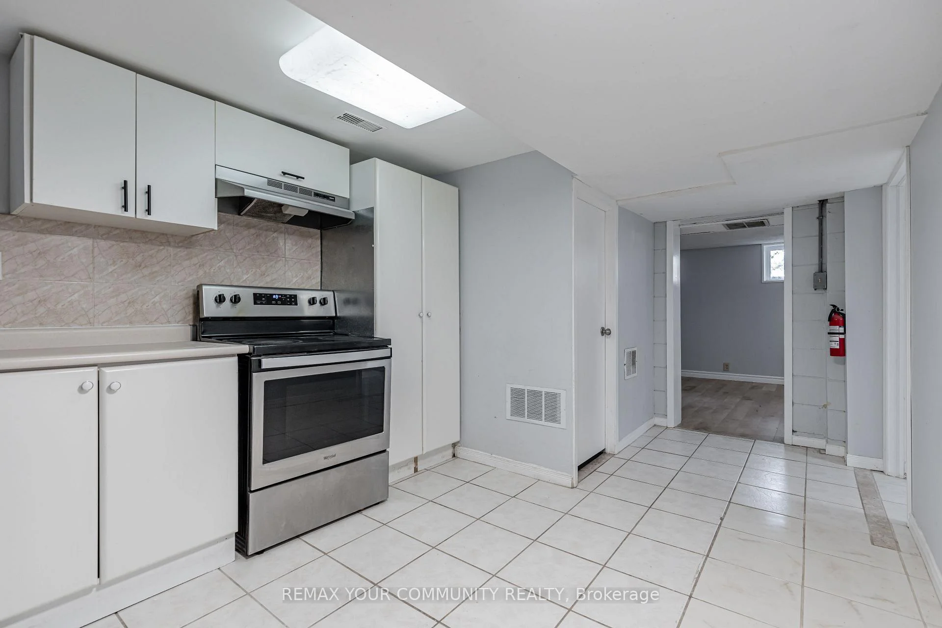 Photo 60 of Unit Main, 98 Wigmore Drive, North York, Victoria Village — HOMEH