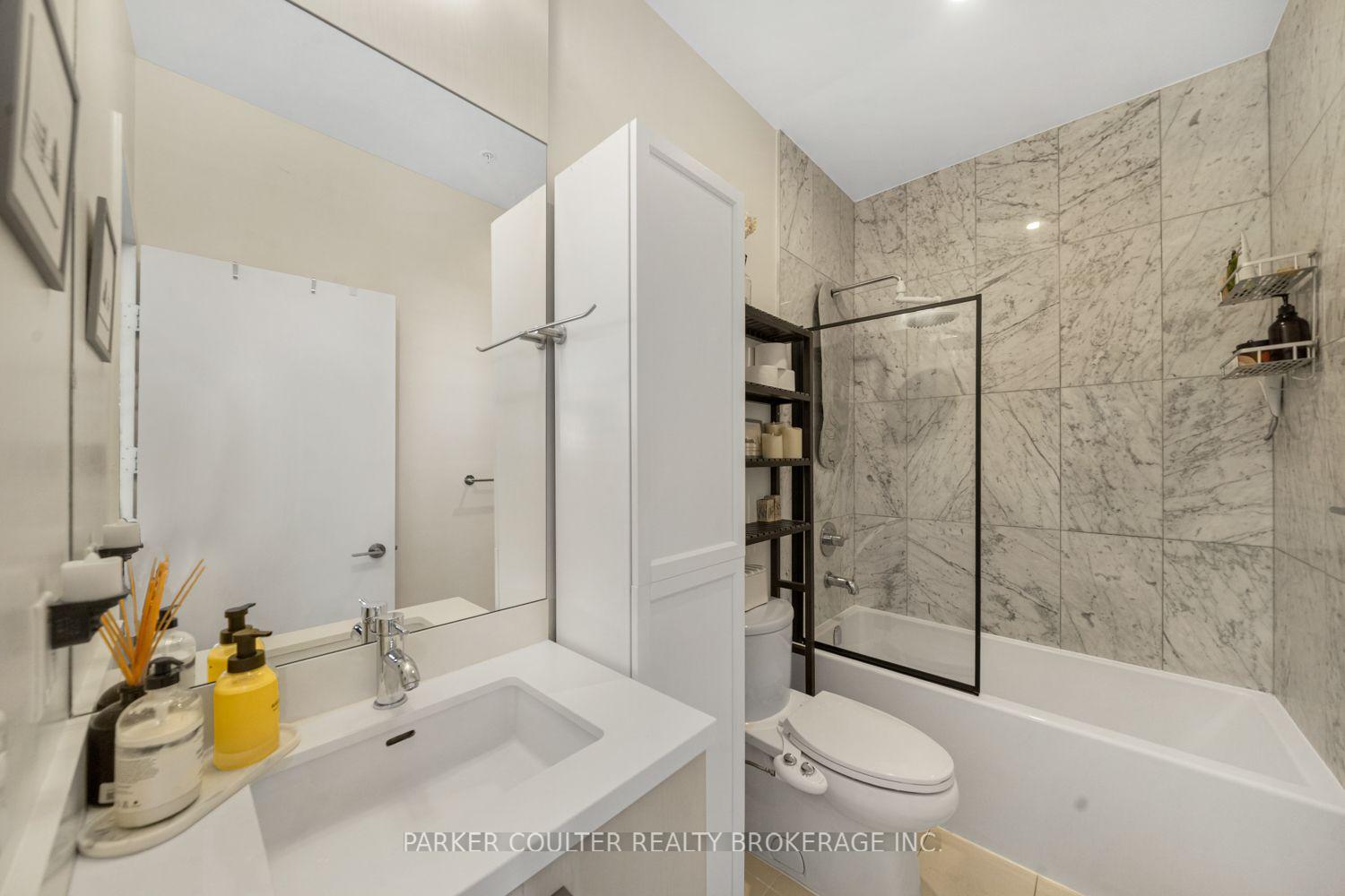 Photo 11 of Unit S810, 455 Front Street E, Toronto, Waterfront Communities — HOMEH