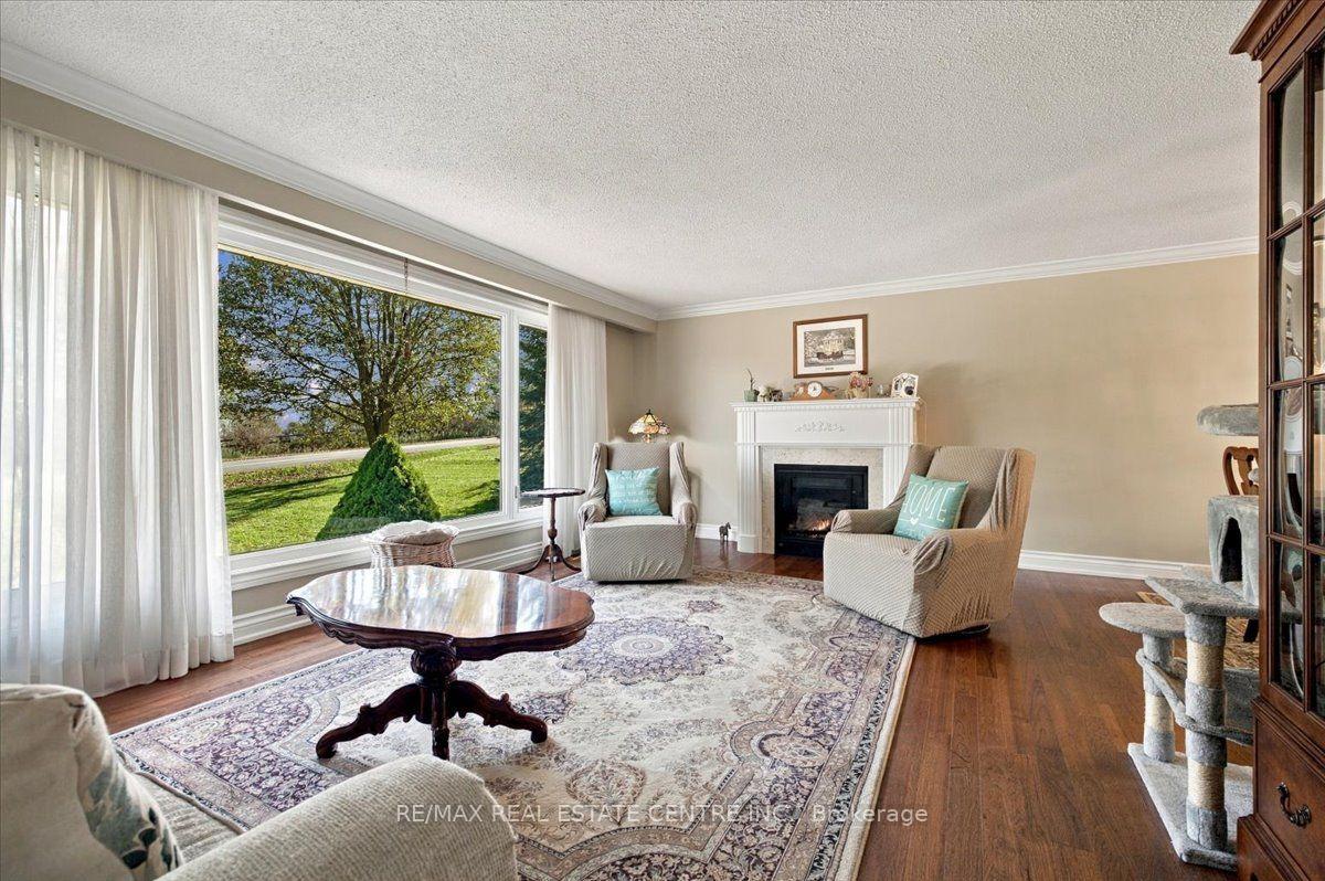 Photo 7 of 9032 32 Nd Side Road, Halton Hills, Acton — HOMEH