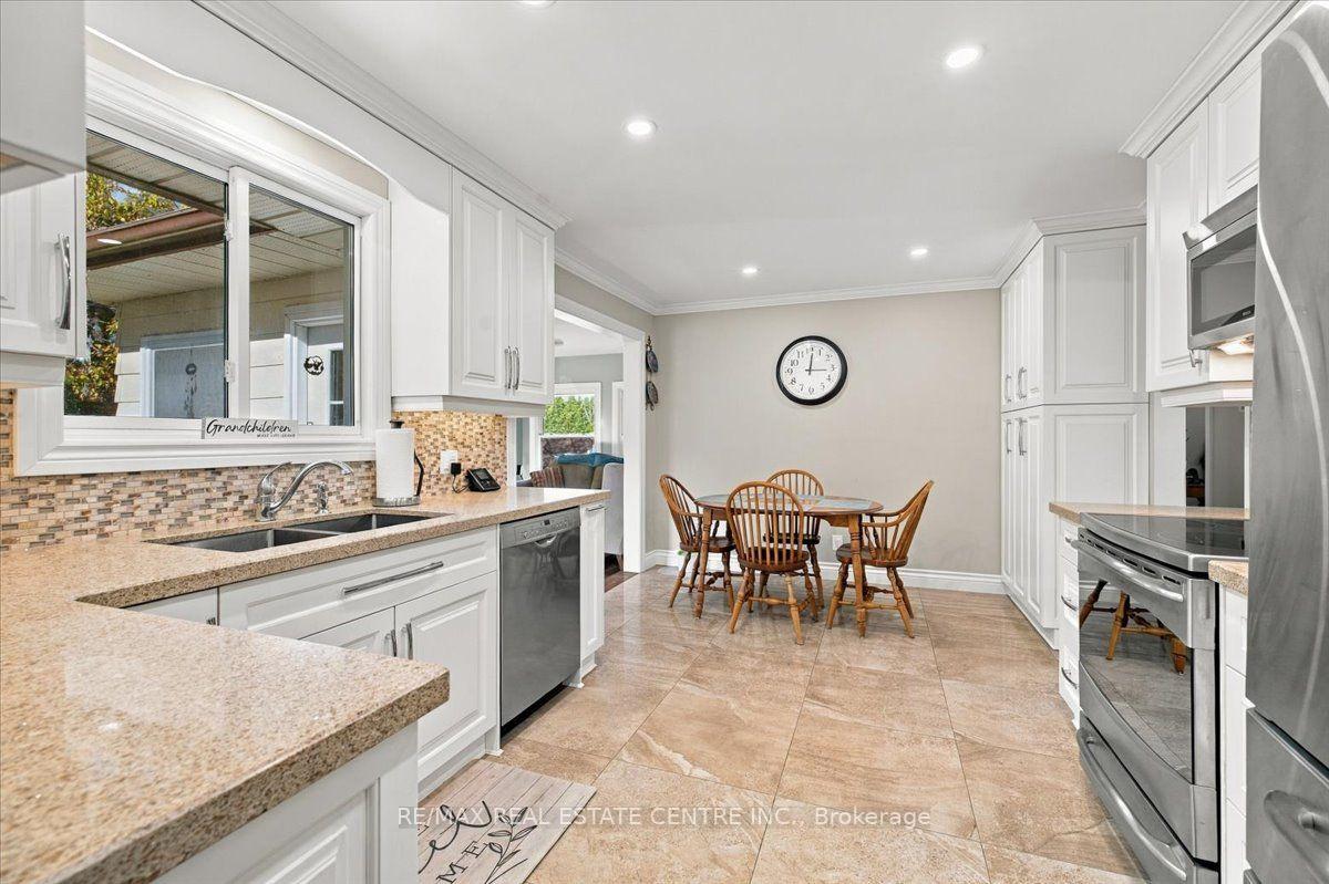 Photo 11 of 9032 32 Nd Side Road, Halton Hills, Acton — HOMEH