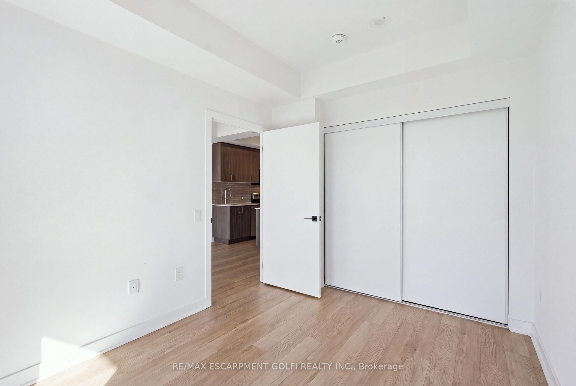 Photo 18 of Unit 302, 2782 Barton Street E, Hamilton, Riverdale — HOMEH