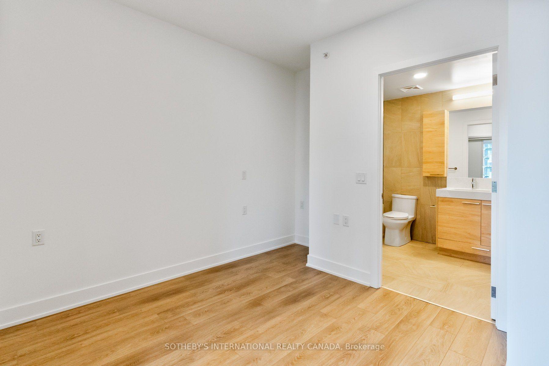 Photo 7 of Unit 3301, 200 Redpath Avenue, Toronto, Mount Pleasant East — HOMEH