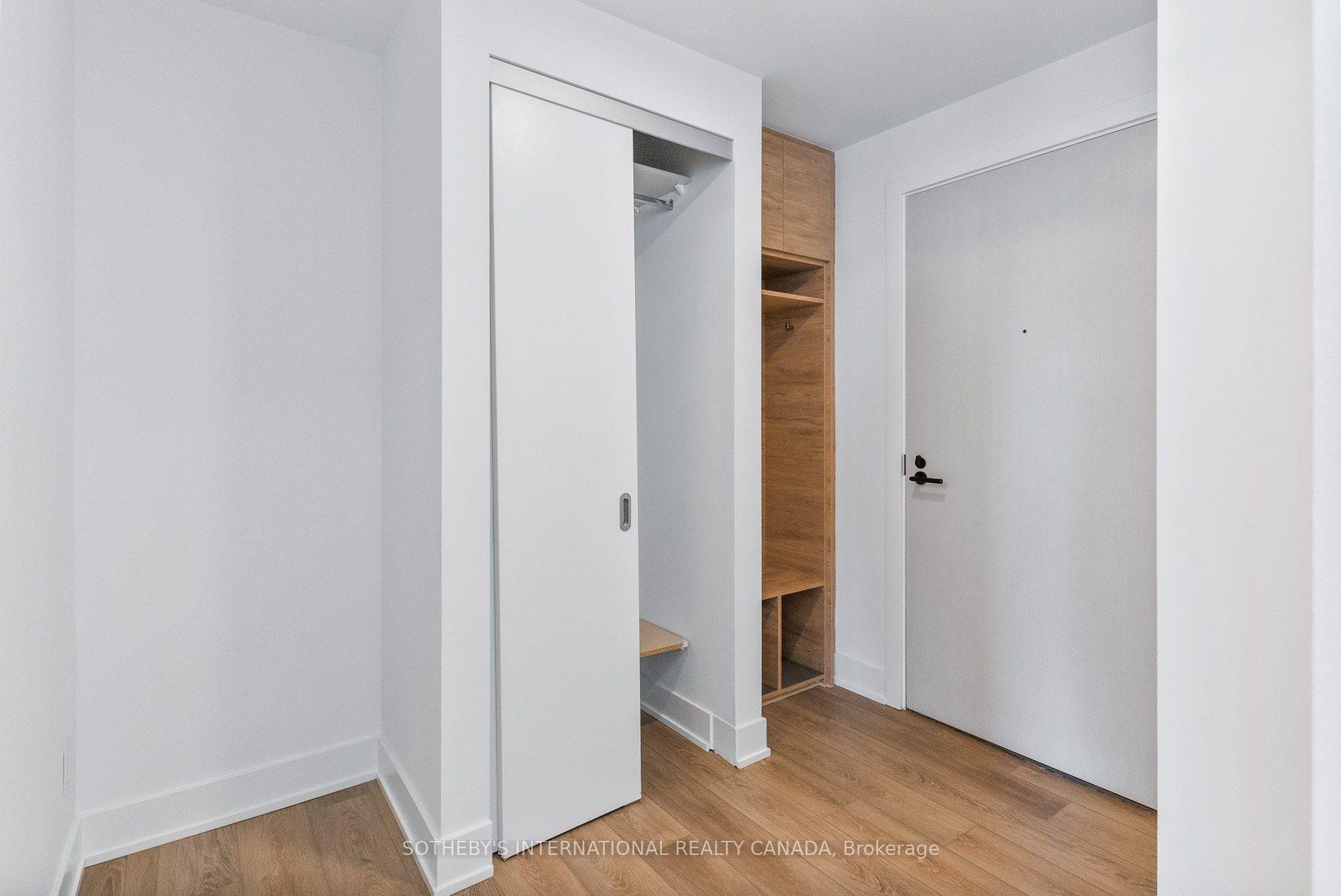 Photo 2 of Unit 1109, 200 Redpath Avenue, Toronto, Mount Pleasant East — HOMEH