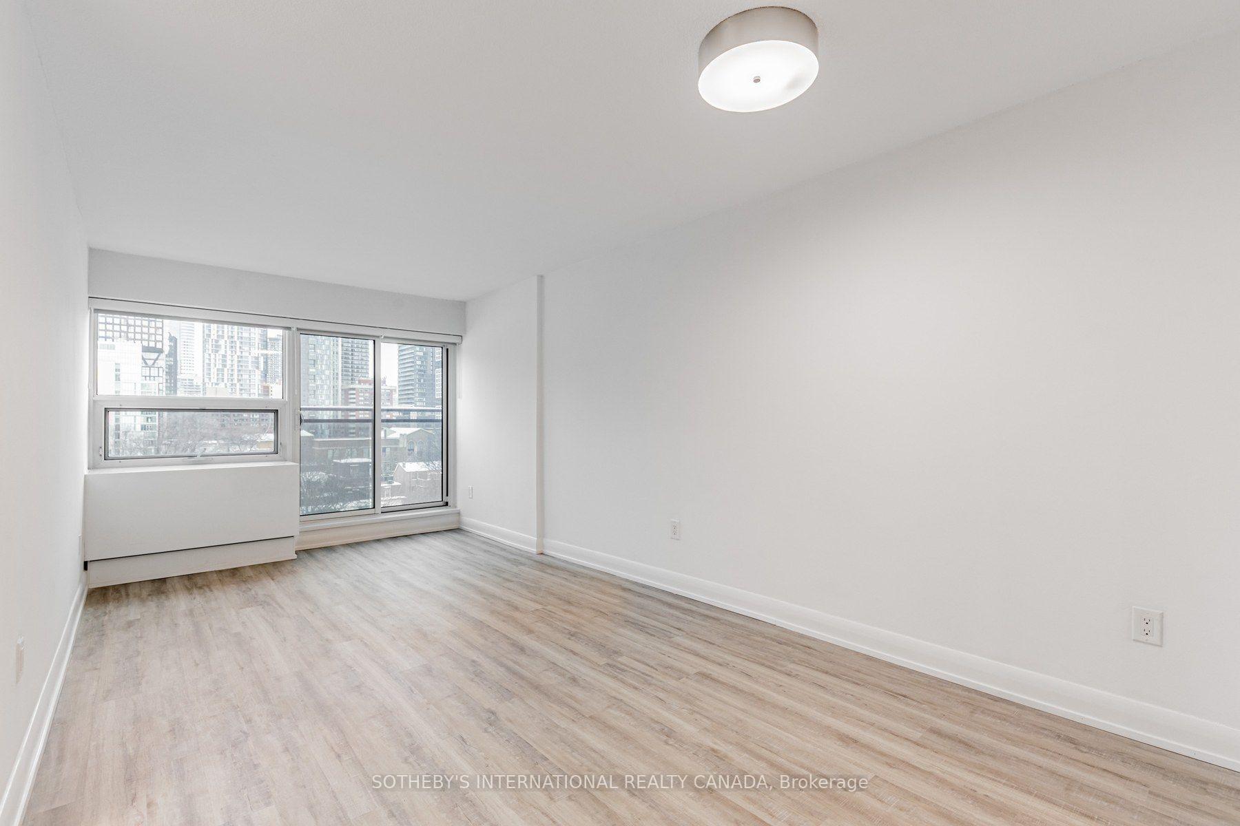 Photo of Unit S1015, 191 Sherbourne Street