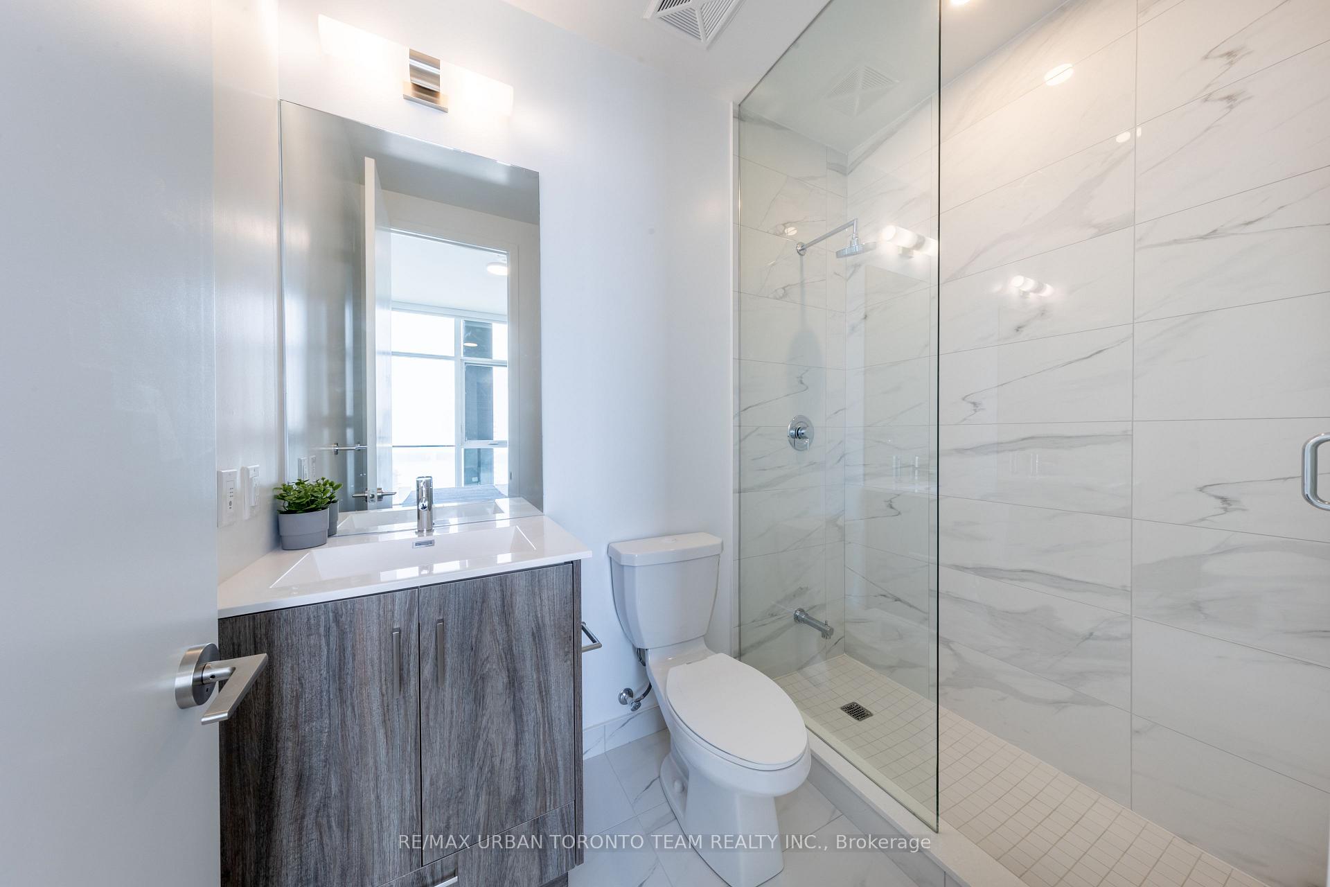 Photo 15 of Unit PH09, 180 Front Street E, Toronto, Moss Park — HOMEH