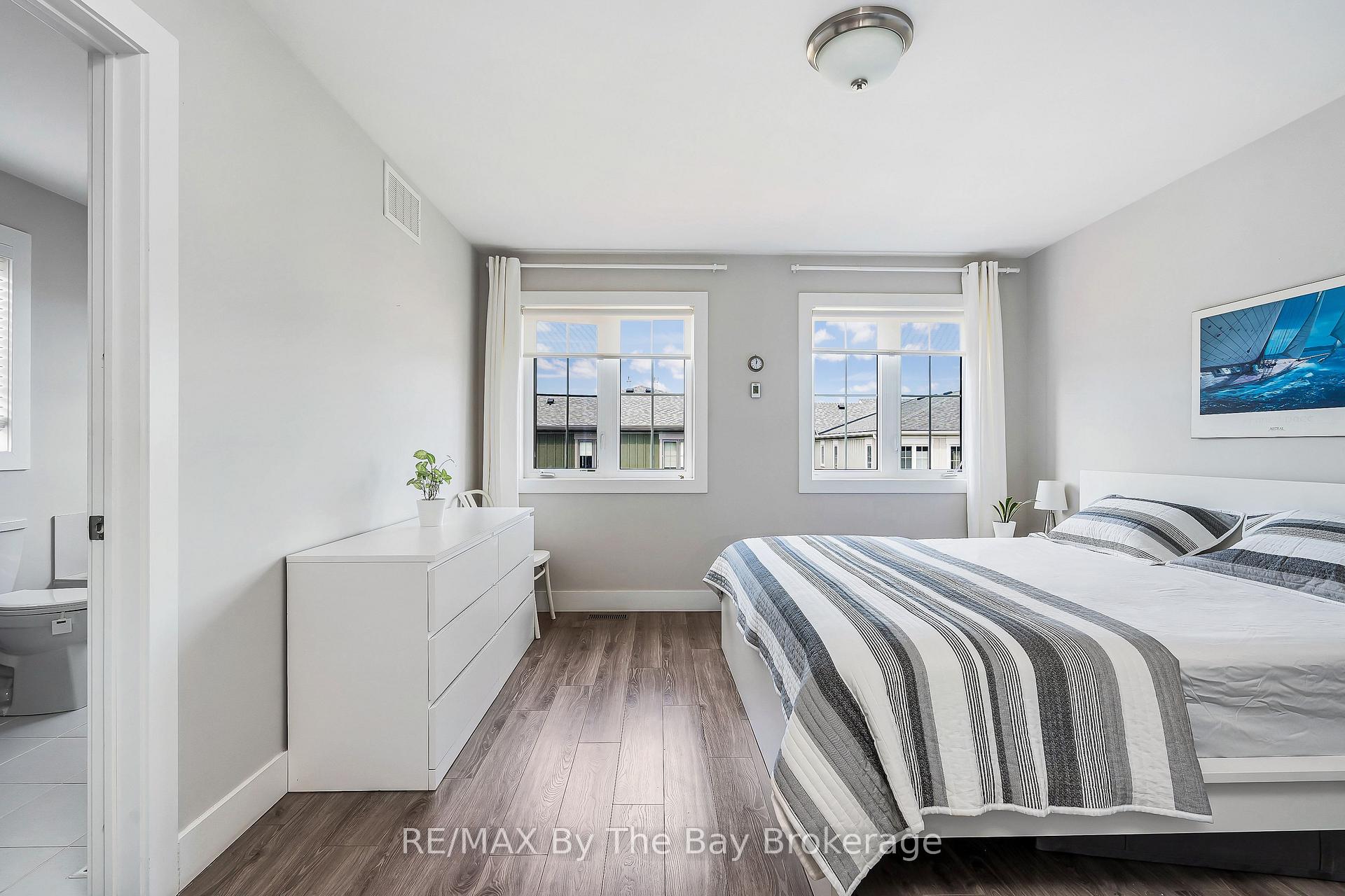 Photo 13 of 112 Sycamore Street, Blue Mountains — HOMEH