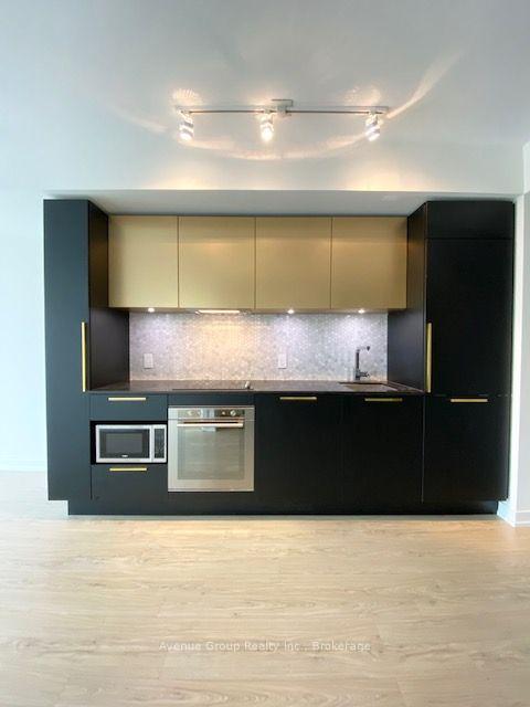 Photo 11 of Unit 716, 85 Wood Street, Toronto, Church-Yonge Corridor — HOMEH