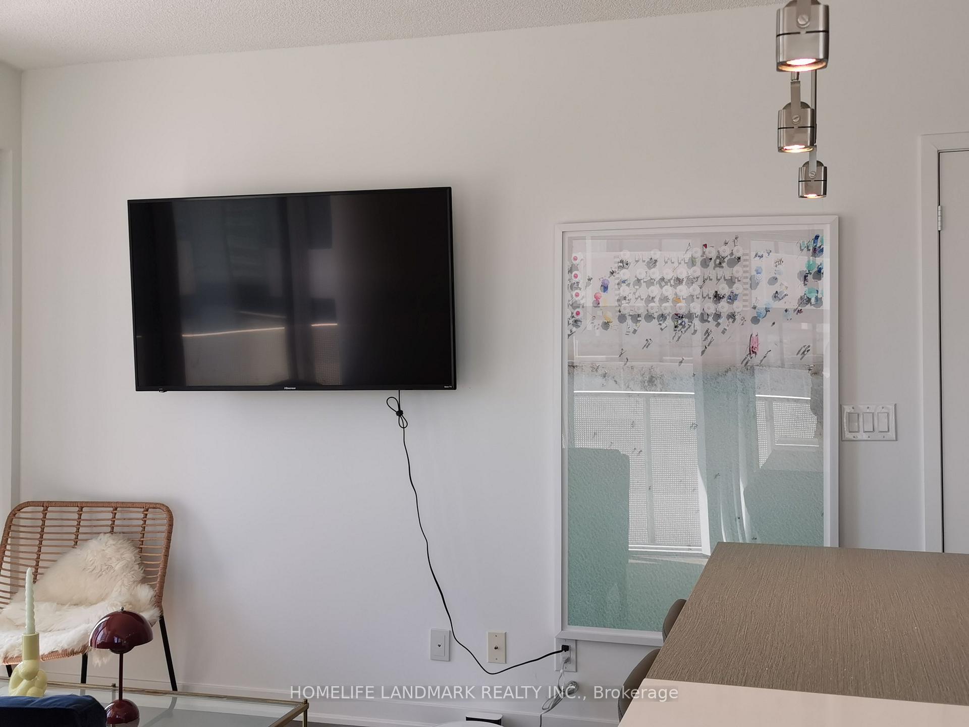 Photo 8 of Unit 3107, 100 Harbour Street, Toronto, Waterfront Communities — HOMEH