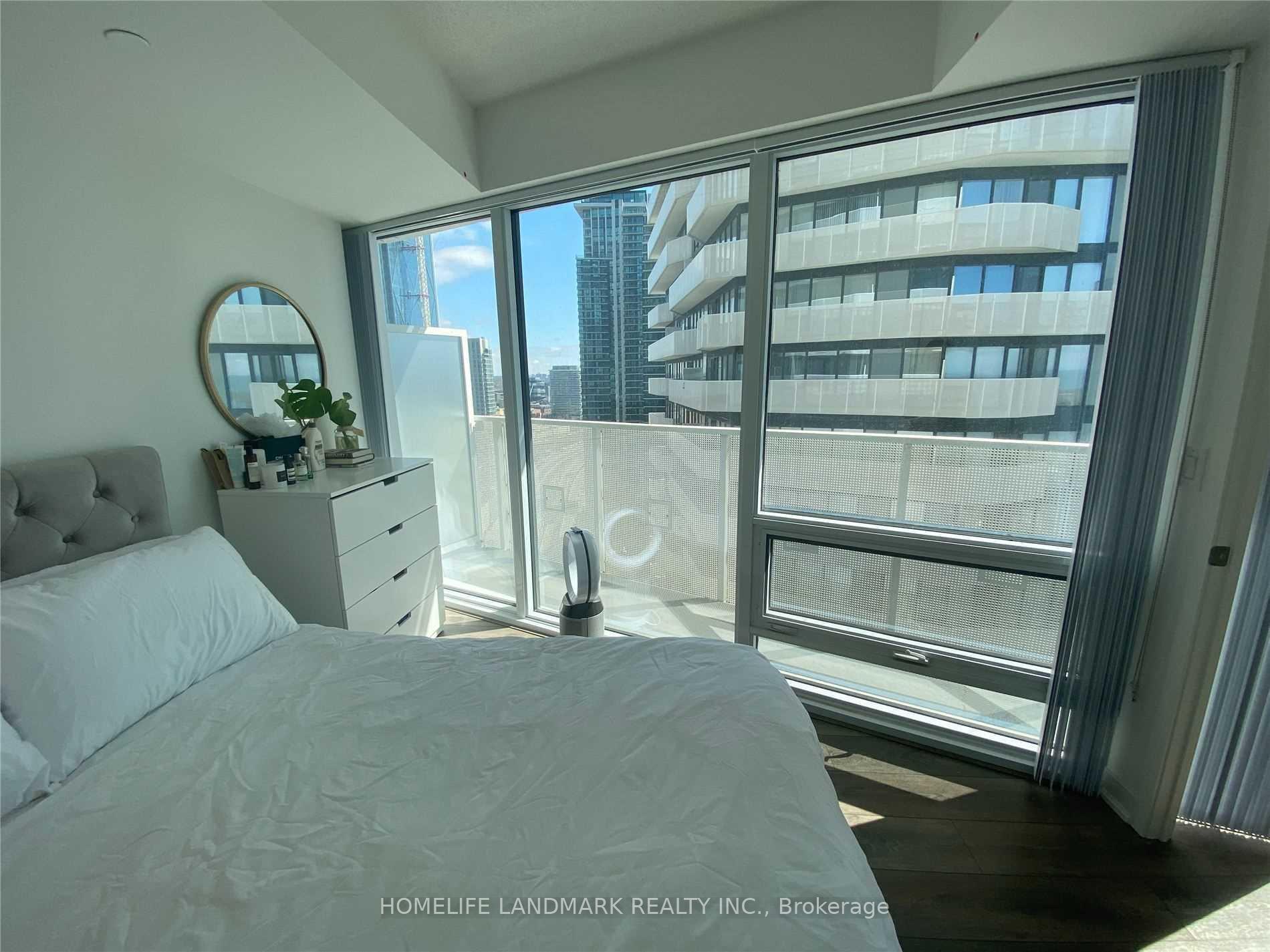 Photo 13 of Unit 3107, 100 Harbour Street, Toronto, Waterfront Communities — HOMEH