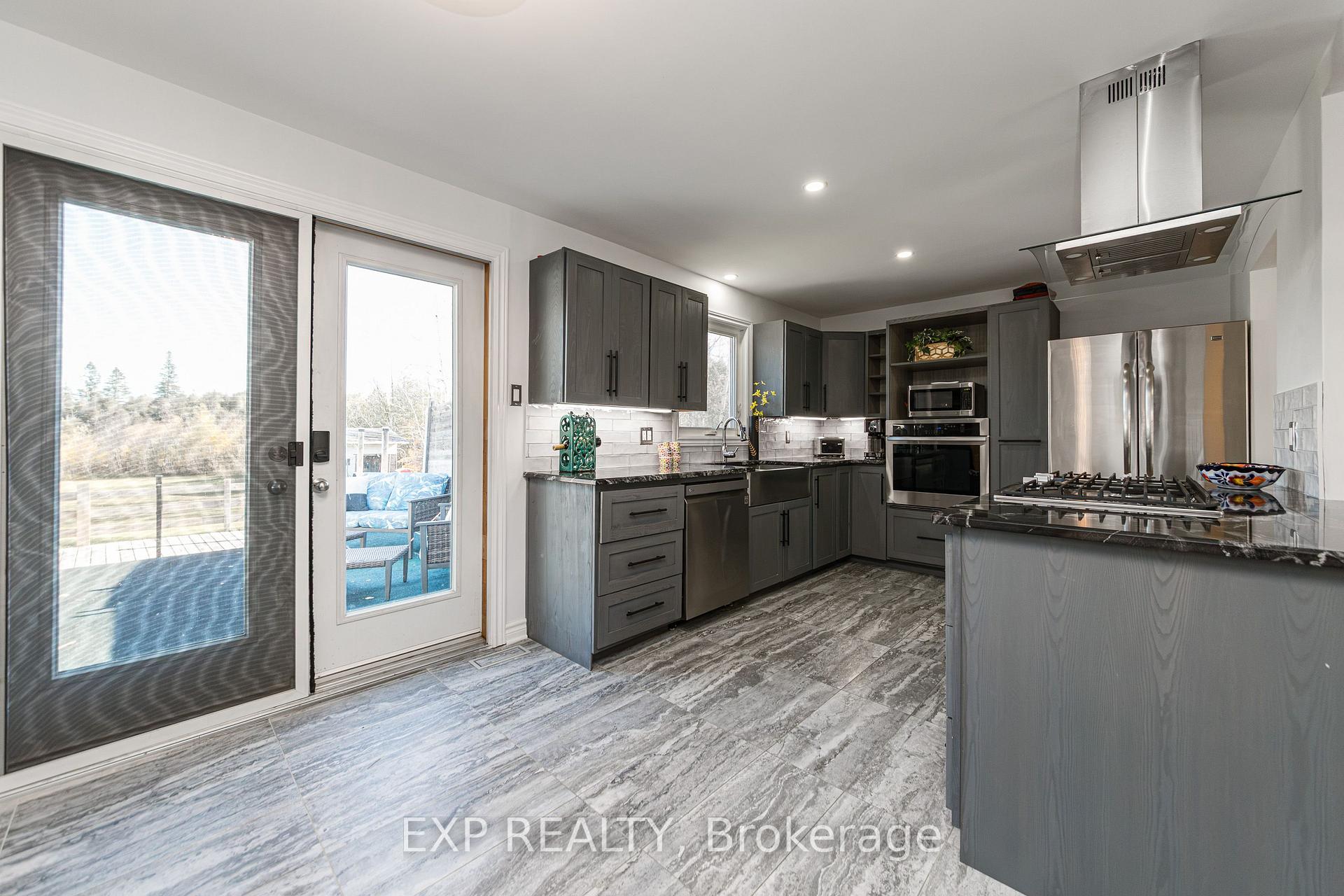 Photo 4 of 841 Rock Road, North Grenville, North Grenville Twp (Kemptville South) — HOMEH