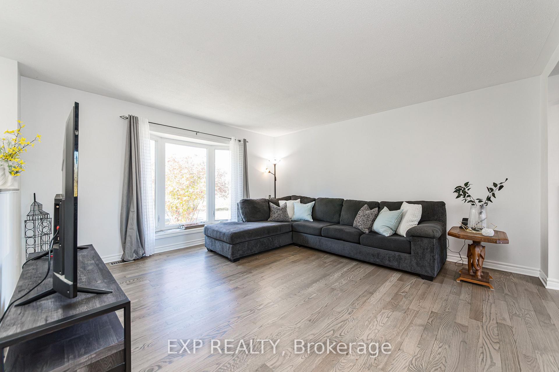 Photo 8 of 841 Rock Road, North Grenville, North Grenville Twp (Kemptville South) — HOMEH
