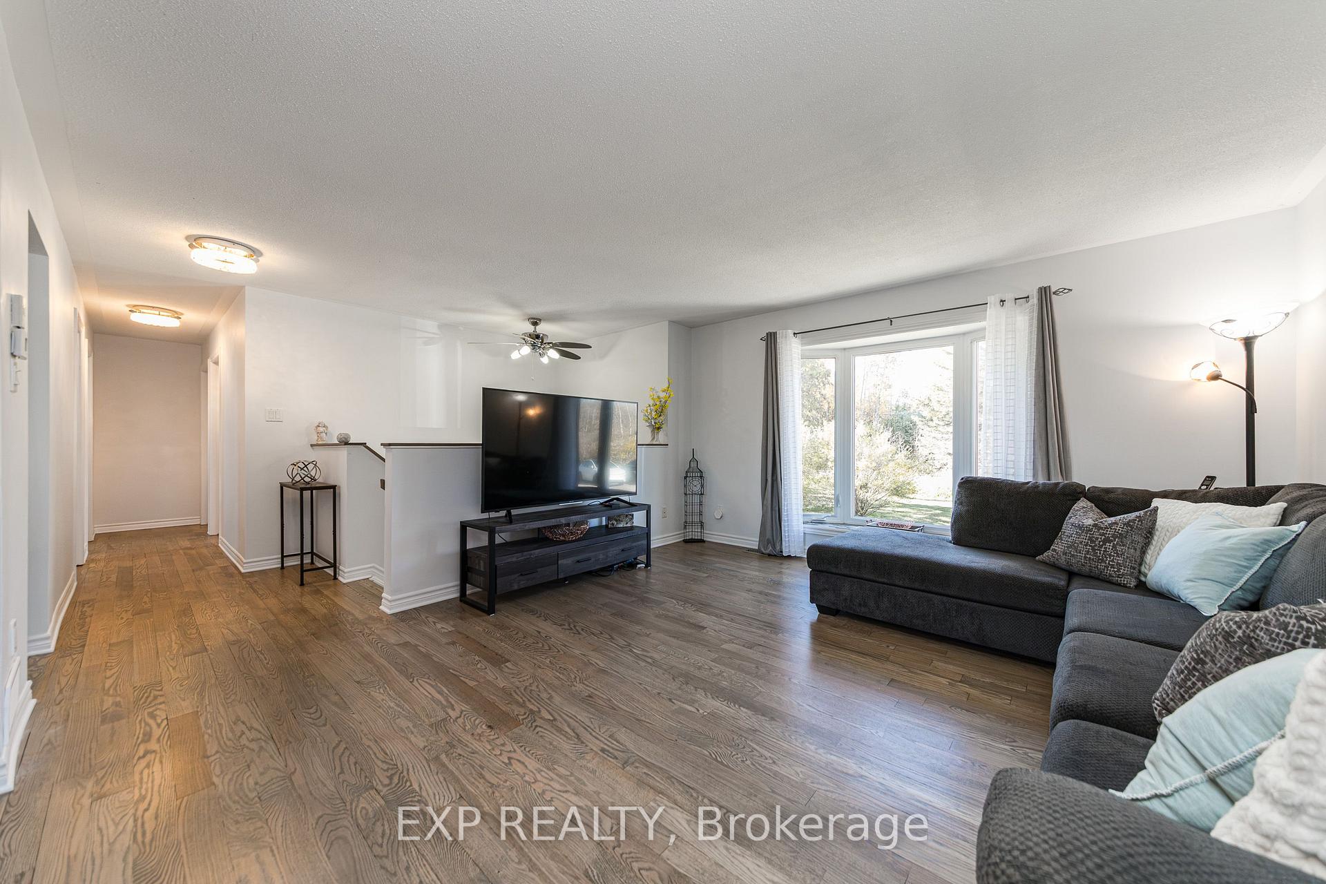 Photo 9 of 841 Rock Road, North Grenville, North Grenville Twp (Kemptville South) — HOMEH