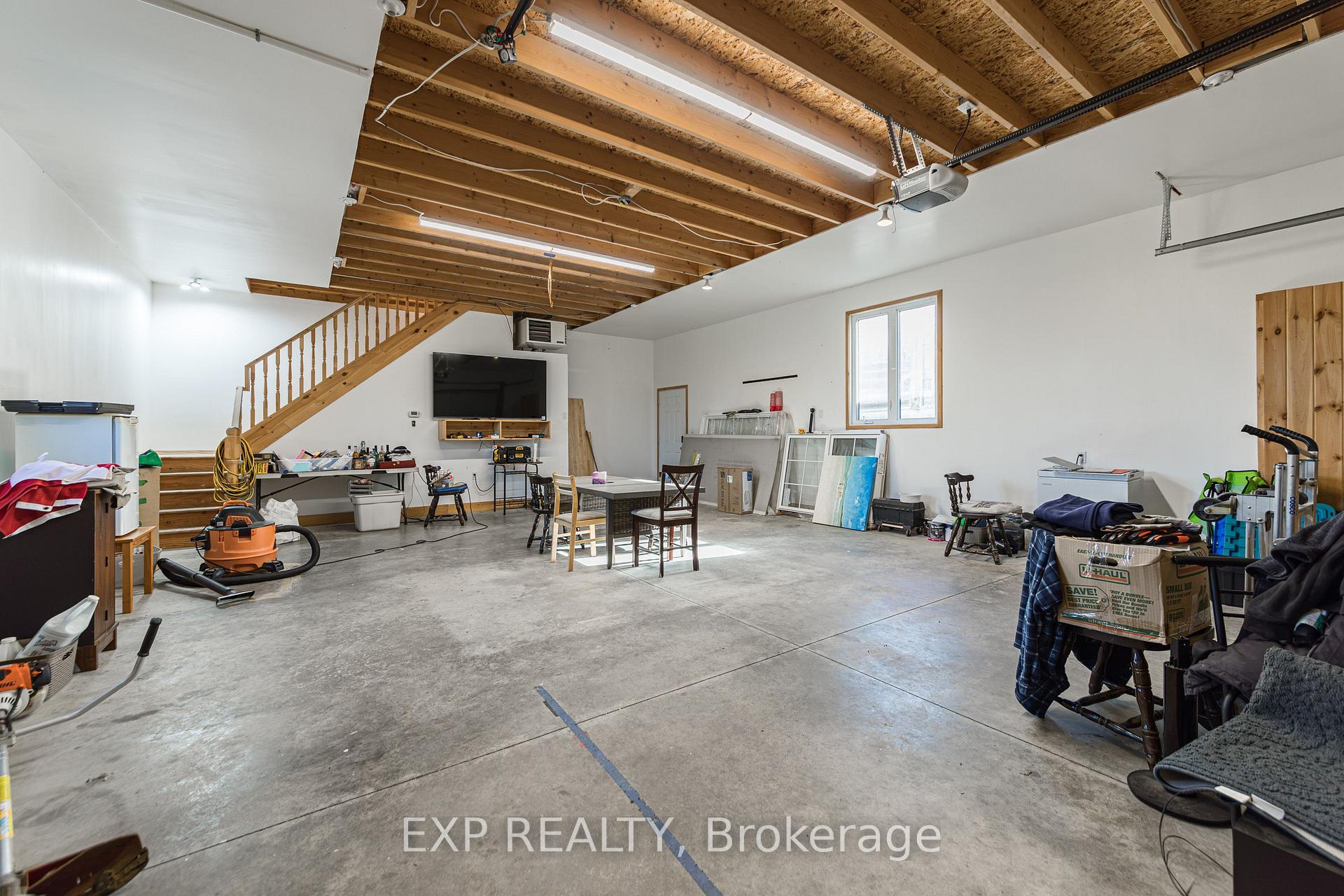 Photo 32 of 841 Rock Road, North Grenville, North Grenville Twp (Kemptville South) — HOMEH