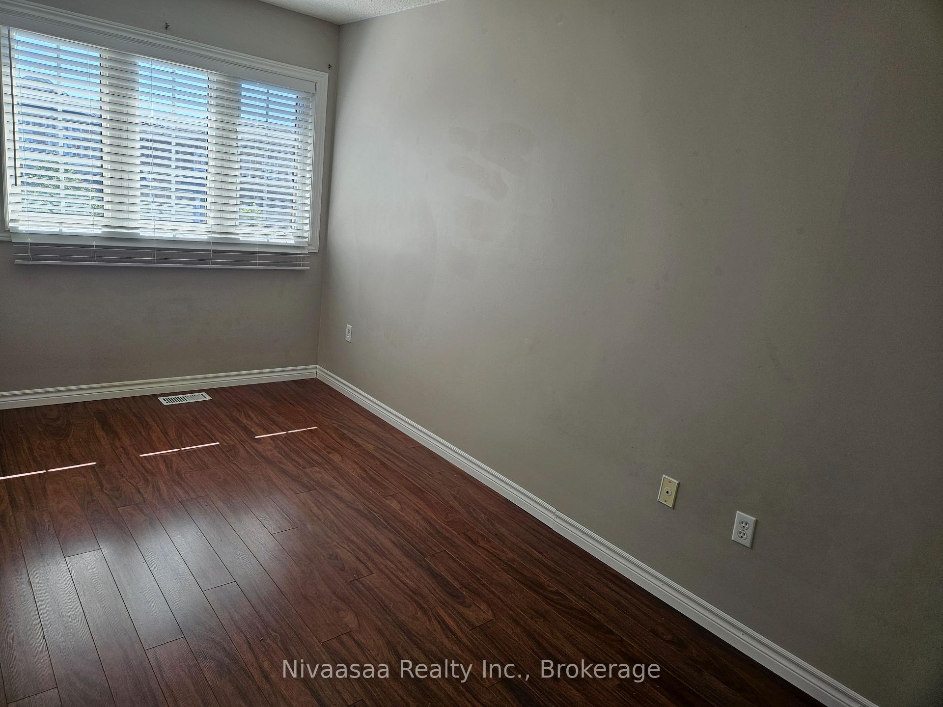 Photo 17 of 926 Ledbury Crescent, Mississauga, East Credit — HOMEH