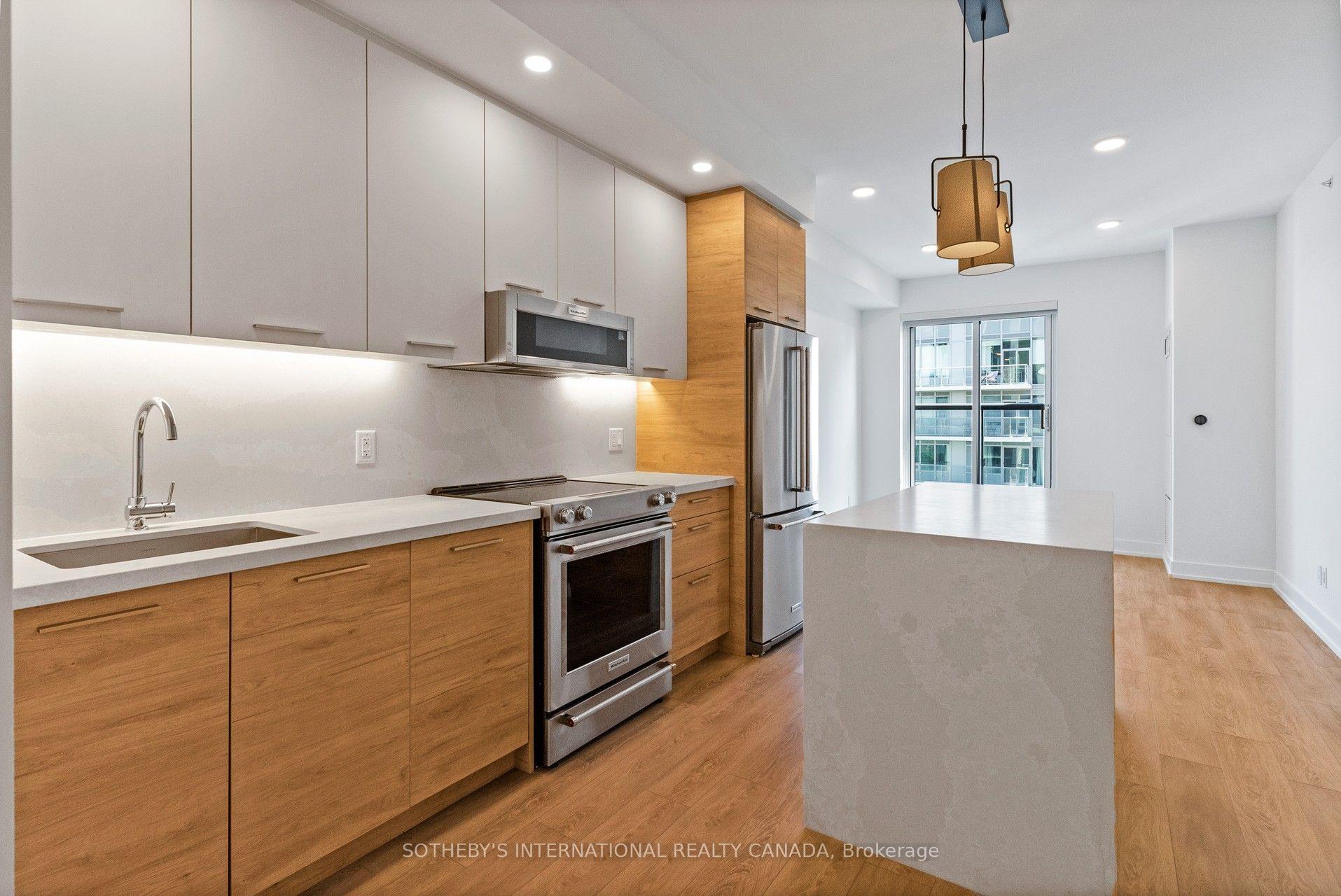 Photo of Unit 303, 200 Redpath Avenue