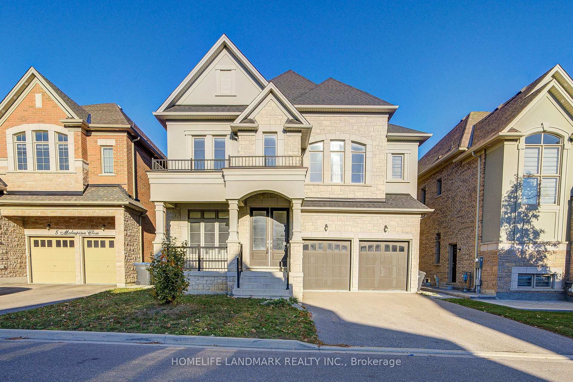 Photo 1 of 7 Malaspina Close, Brampton, Bram West — HOMEH