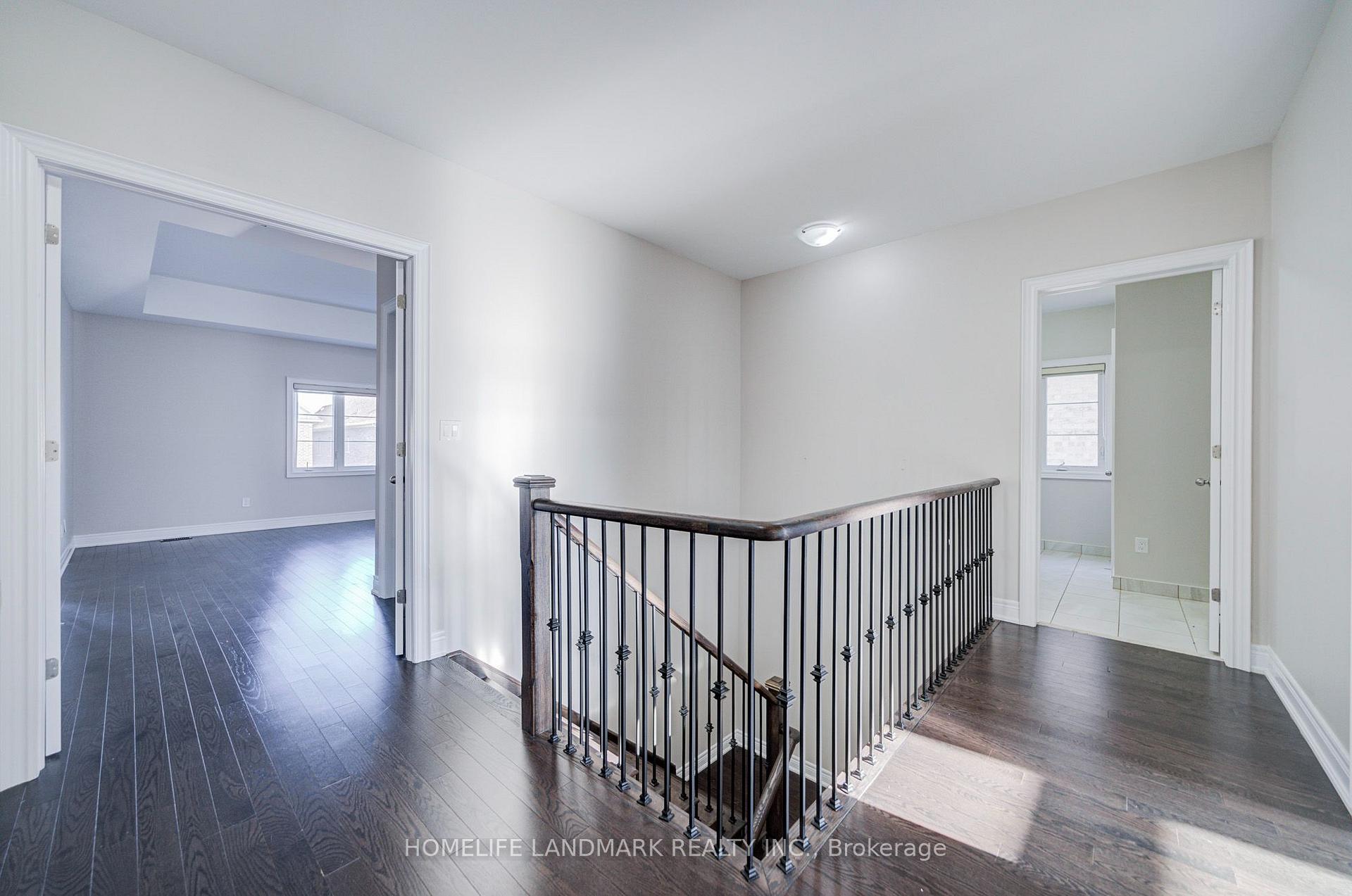 Photo 14 of 7 Malaspina Close, Brampton, Bram West — HOMEH