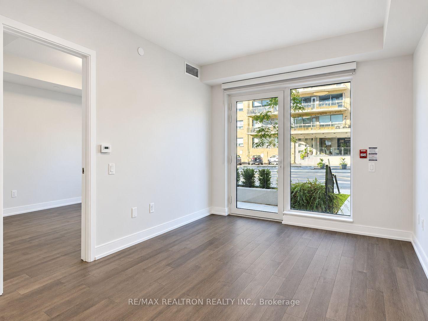 Photo 5 of Unit 103, 2525 Bathurst Street, Toronto, Forest Hill North — HOMEH