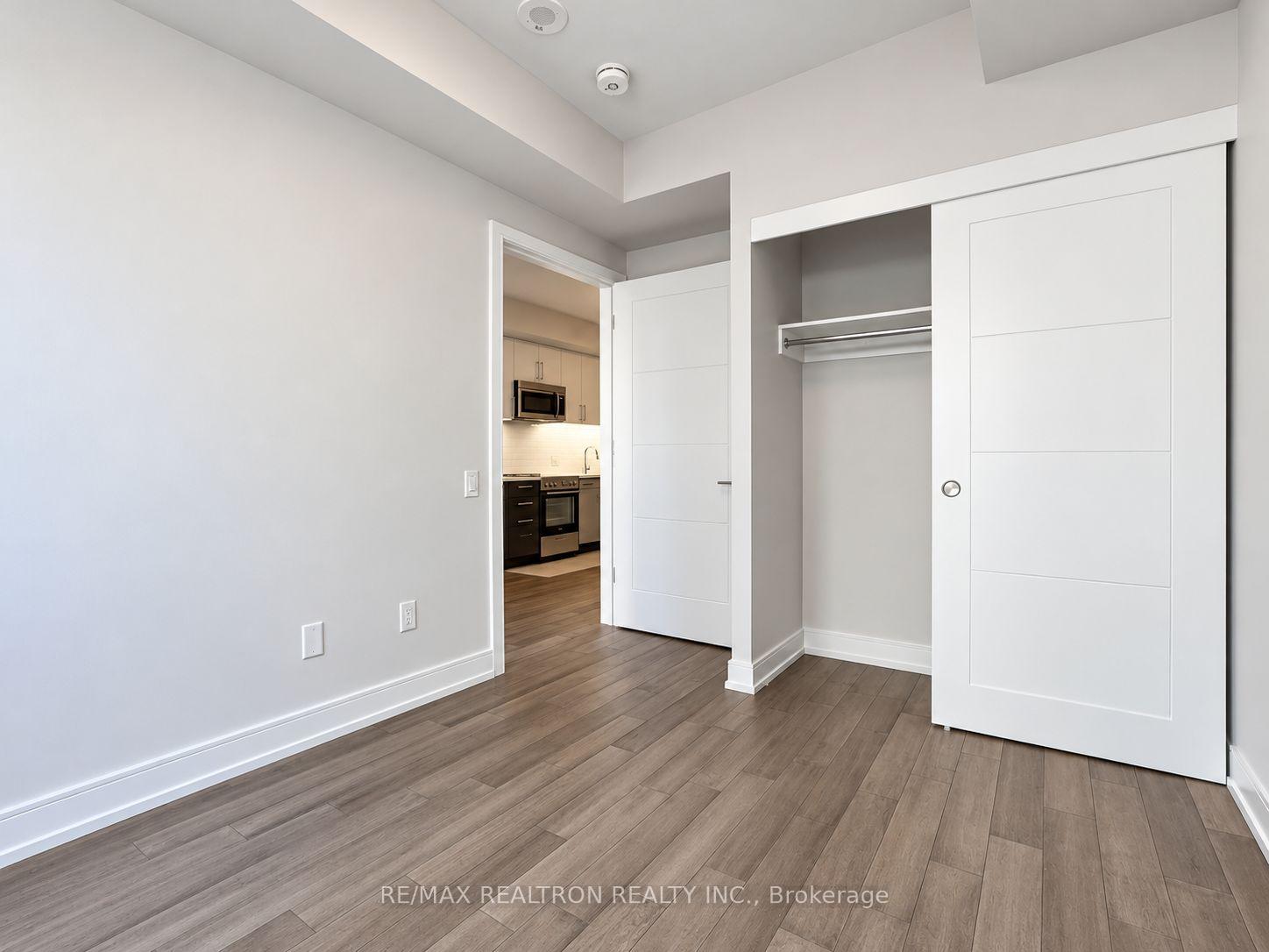 Photo 6 of Unit 103, 2525 Bathurst Street, Toronto, Forest Hill North — HOMEH