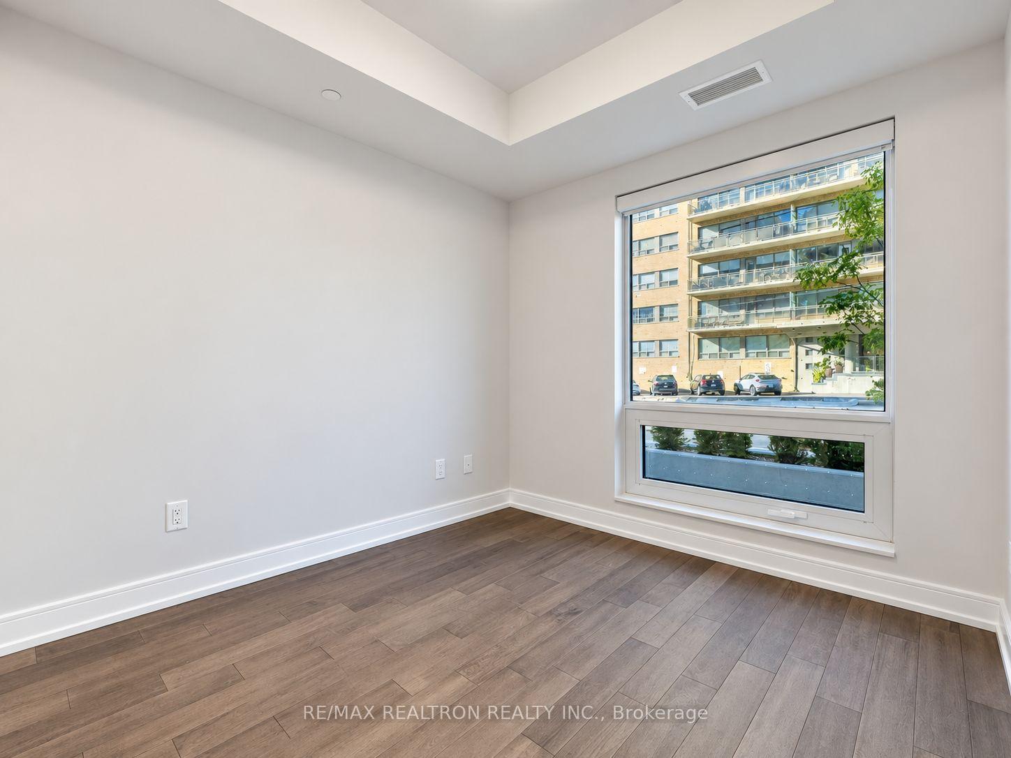 Photo 7 of Unit 103, 2525 Bathurst Street, Toronto, Forest Hill North — HOMEH