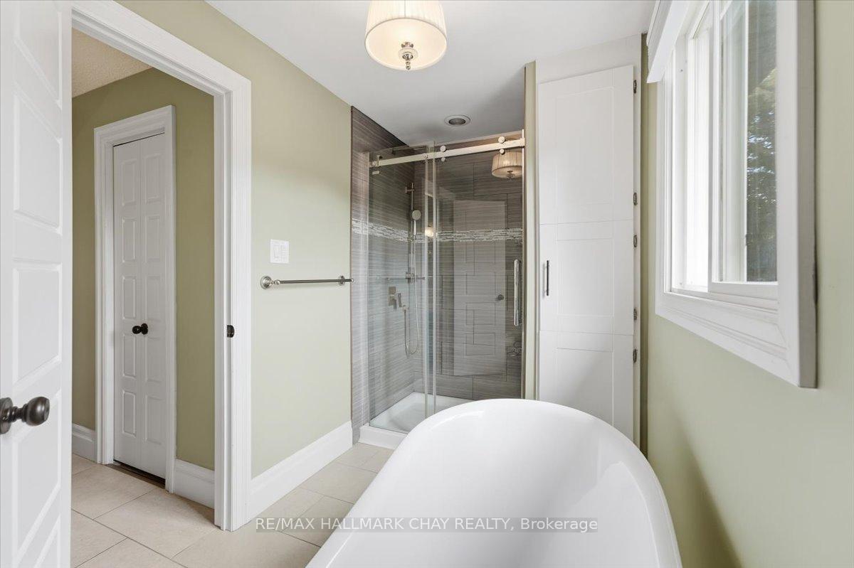 Photo 26 of 5 Draper Court, Whitby, Lynde Creek — HOMEH