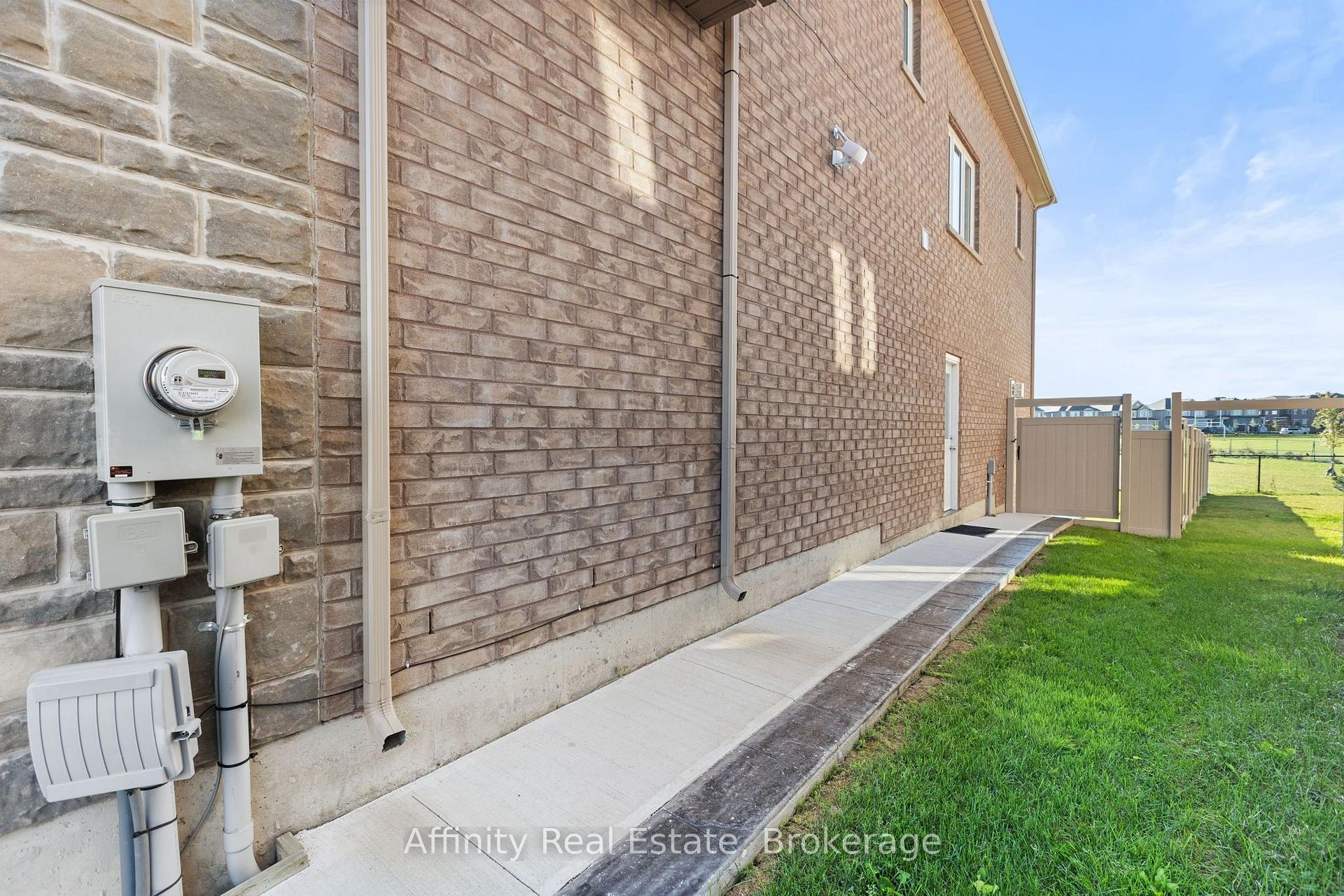 Photo 19 of Unit #Basement, 64 Shawbridge Court, Hamilton, Stoney Creek Mountain — HOMEH