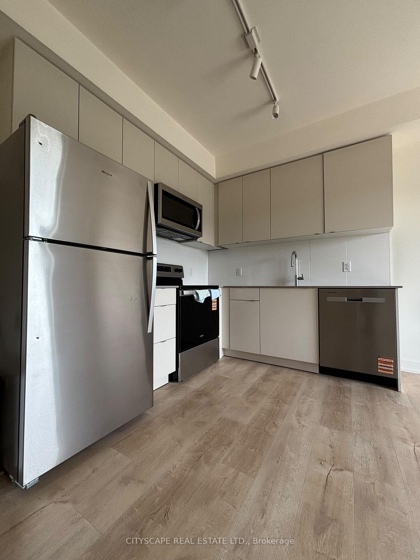 Photo 5 of Unit 304A, 16 Melbourne Avenue, St. Catharines, E. Chester — HOMEH
