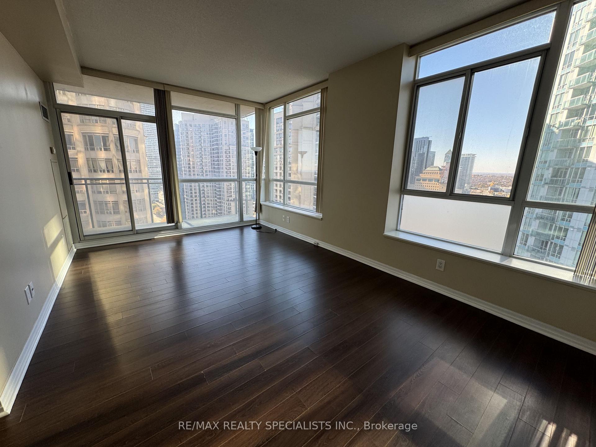 Photo 4 of Unit 2302, 225 Webb Drive, Mississauga, City Centre — HOMEH