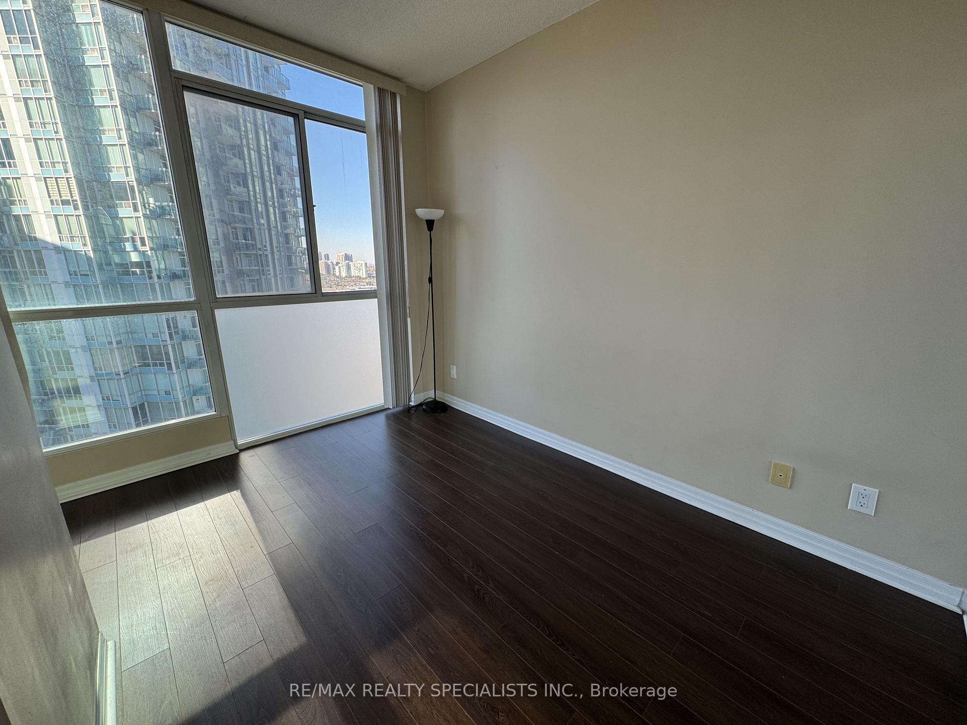 Photo 8 of Unit 2302, 225 Webb Drive, Mississauga, City Centre — HOMEH