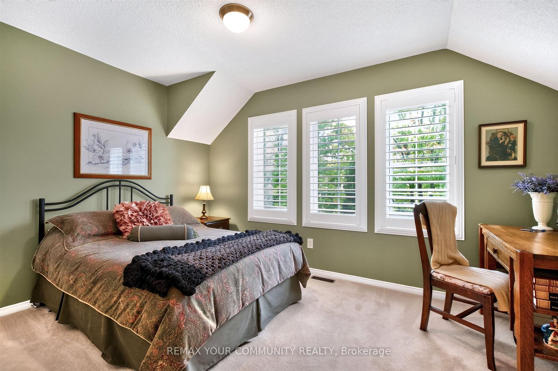 Photo 21 of 61 Cozens Drive, Richmond Hill, Oak Ridges — HOMEH