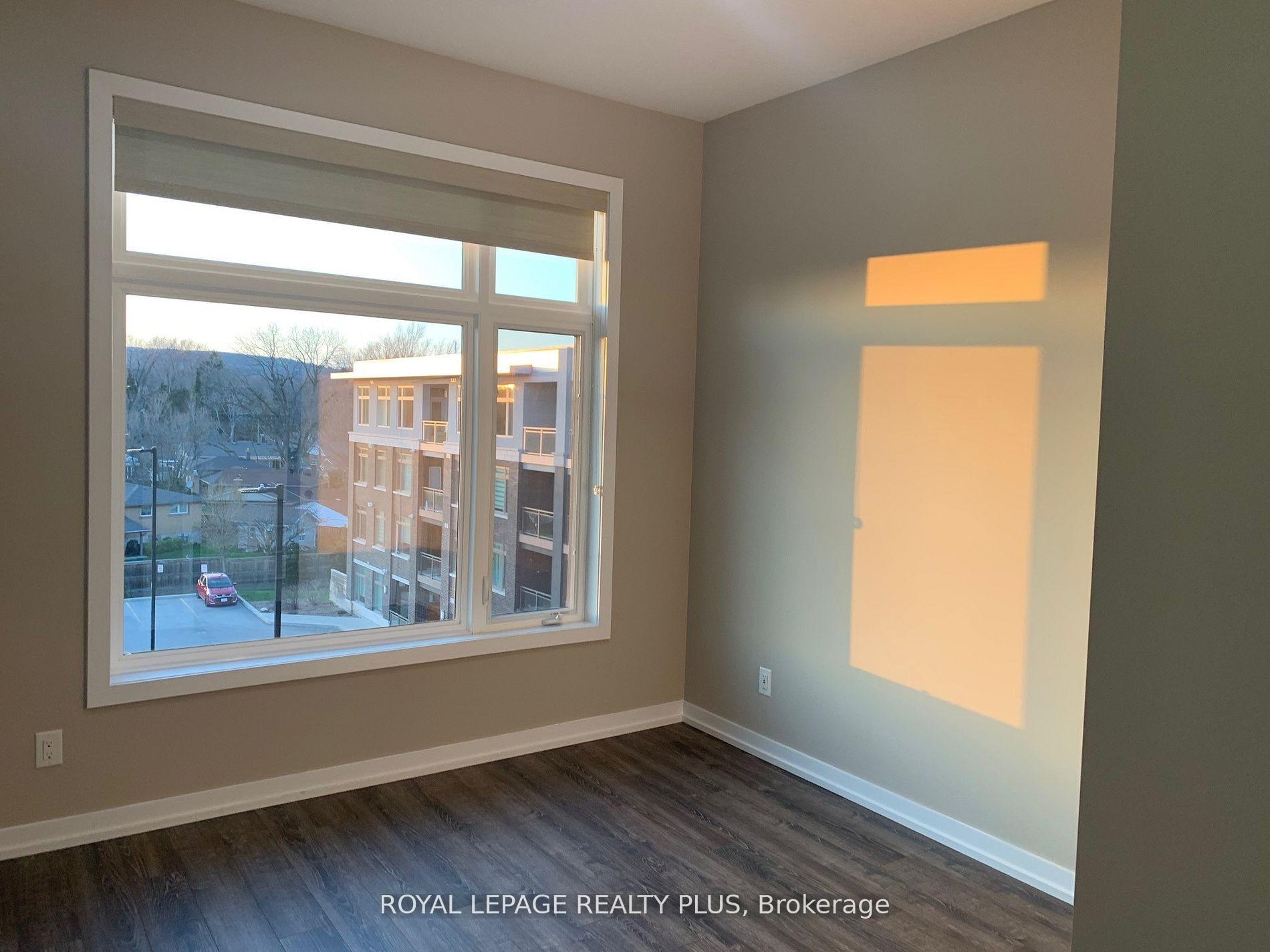 Photo 10 of Unit 403, 457 Plains Road E, Burlington, LaSalle — HOMEH