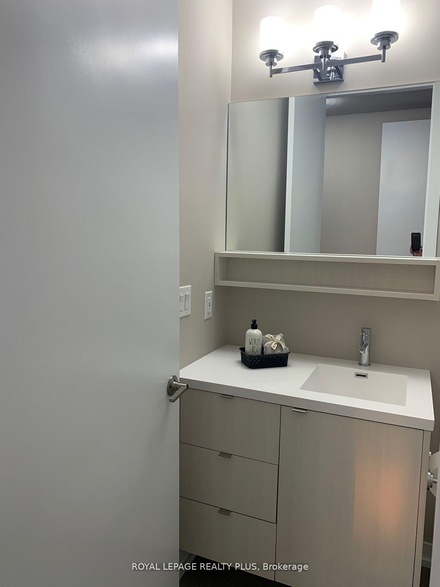 Photo 14 of Unit 403, 457 Plains Road E, Burlington, LaSalle — HOMEH