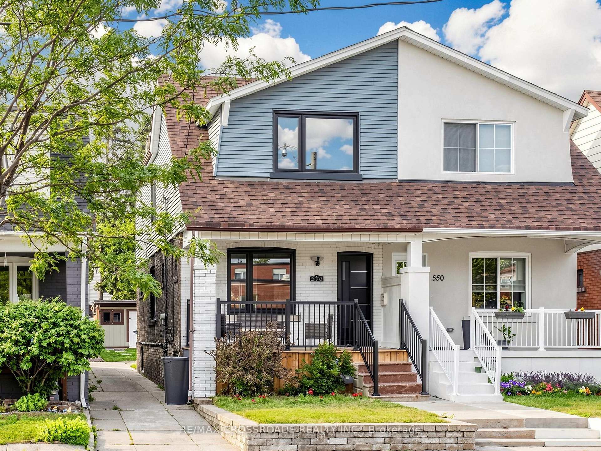 Front of 548 Glebeholme Boulevard