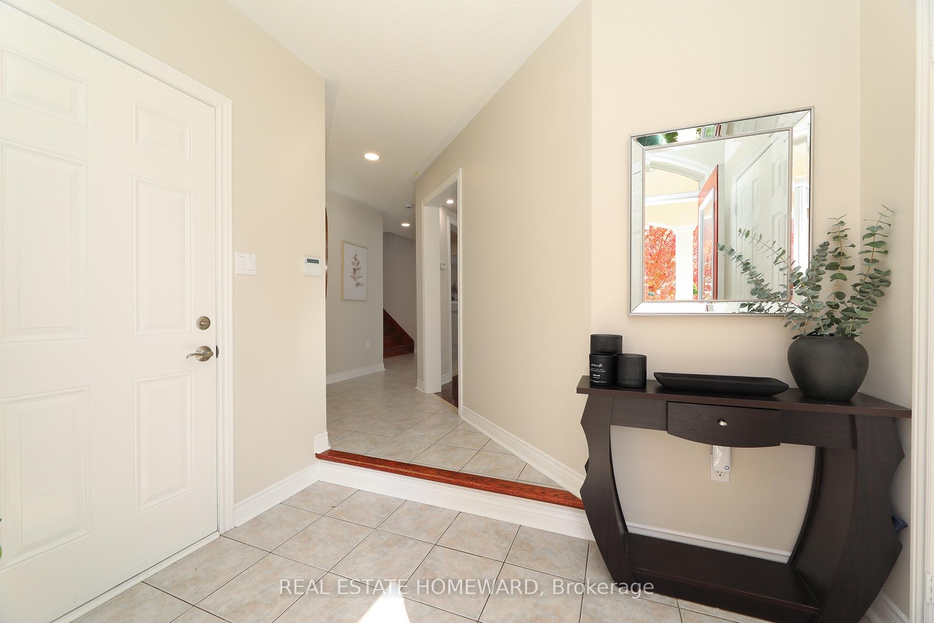 Photo 5 of 174 Tormina Boulevard, Whitby, Taunton North — HOMEH