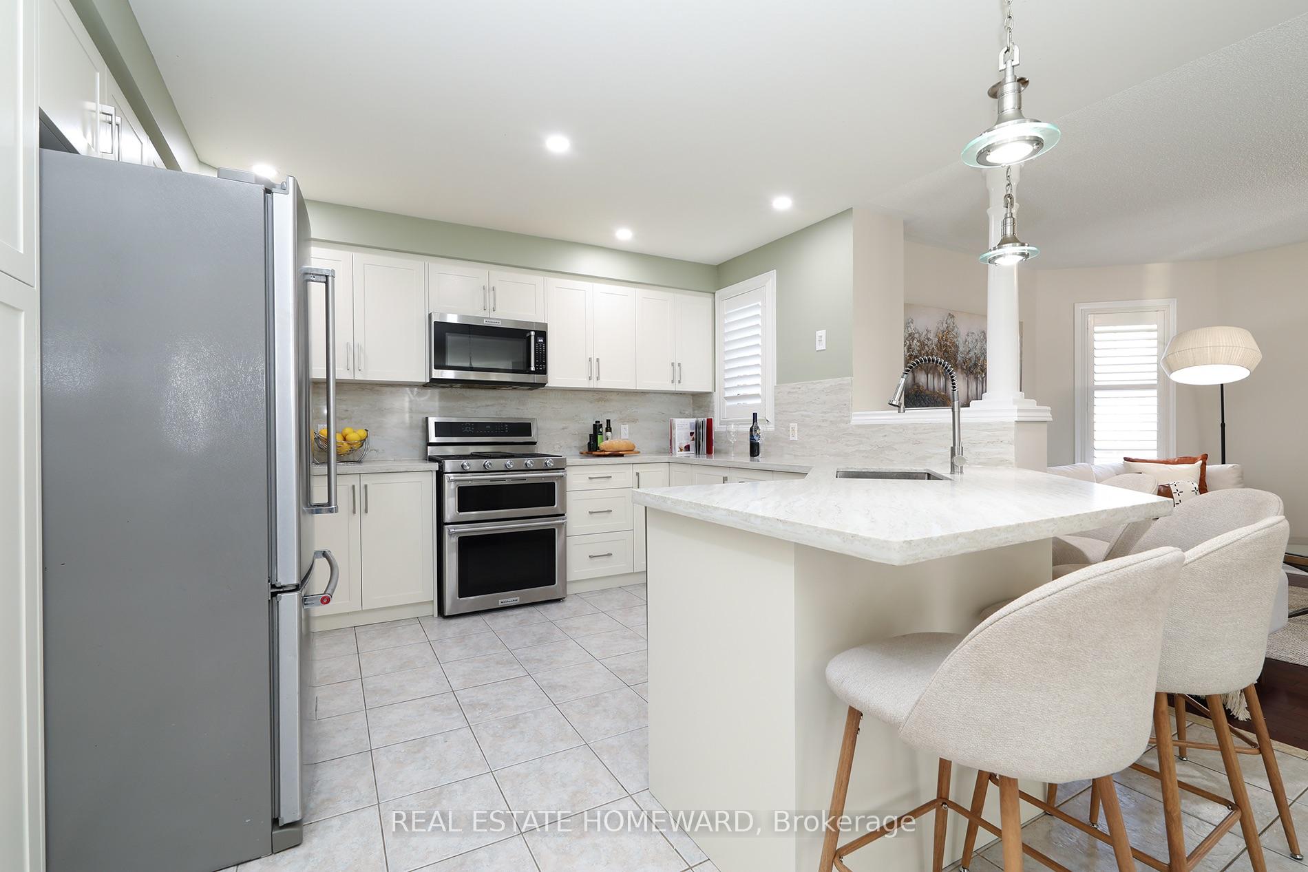 Photo 12 of 174 Tormina Boulevard, Whitby, Taunton North — HOMEH