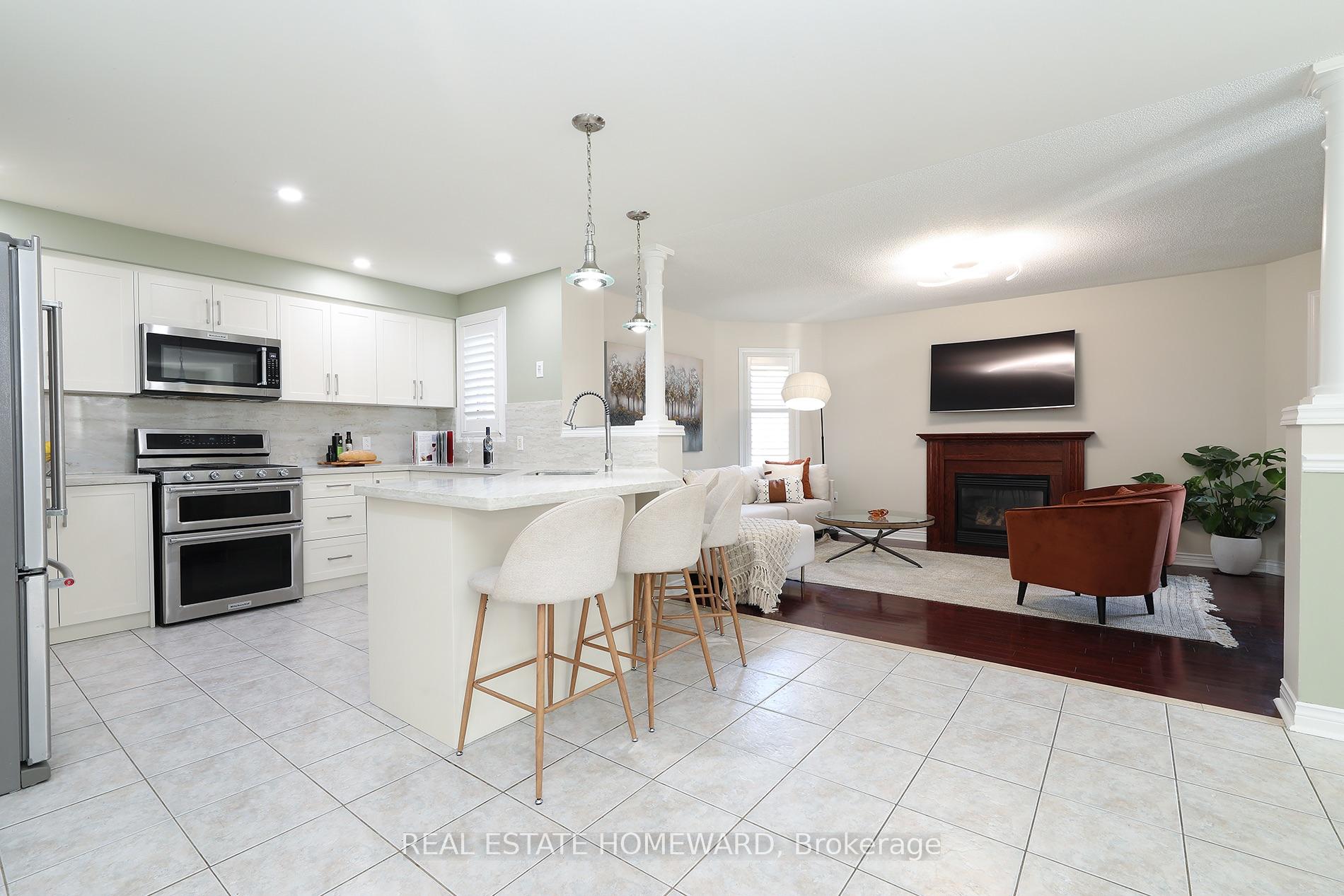 Photo 16 of 174 Tormina Boulevard, Whitby, Taunton North — HOMEH