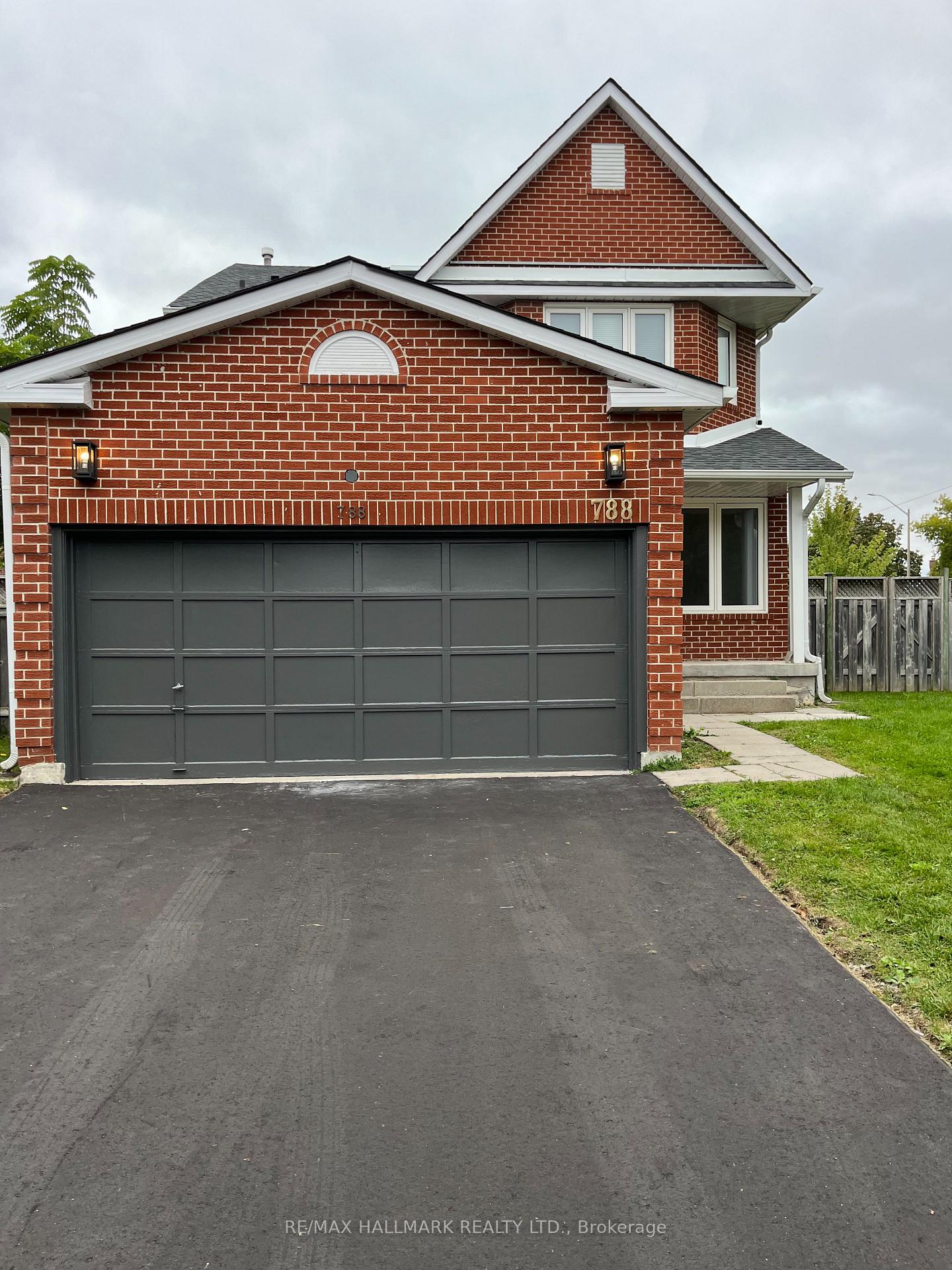 Photo 1 of 788 York Hill Boulevard, Vaughan, Crestwood-Springfarm-Yorkhill — HOMEH