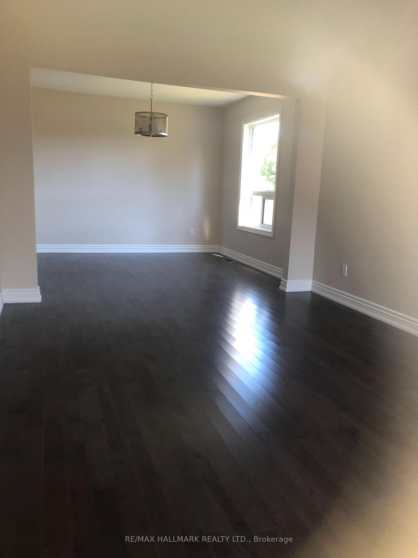 Photo 3 of 788 York Hill Boulevard, Vaughan, Crestwood-Springfarm-Yorkhill — HOMEH