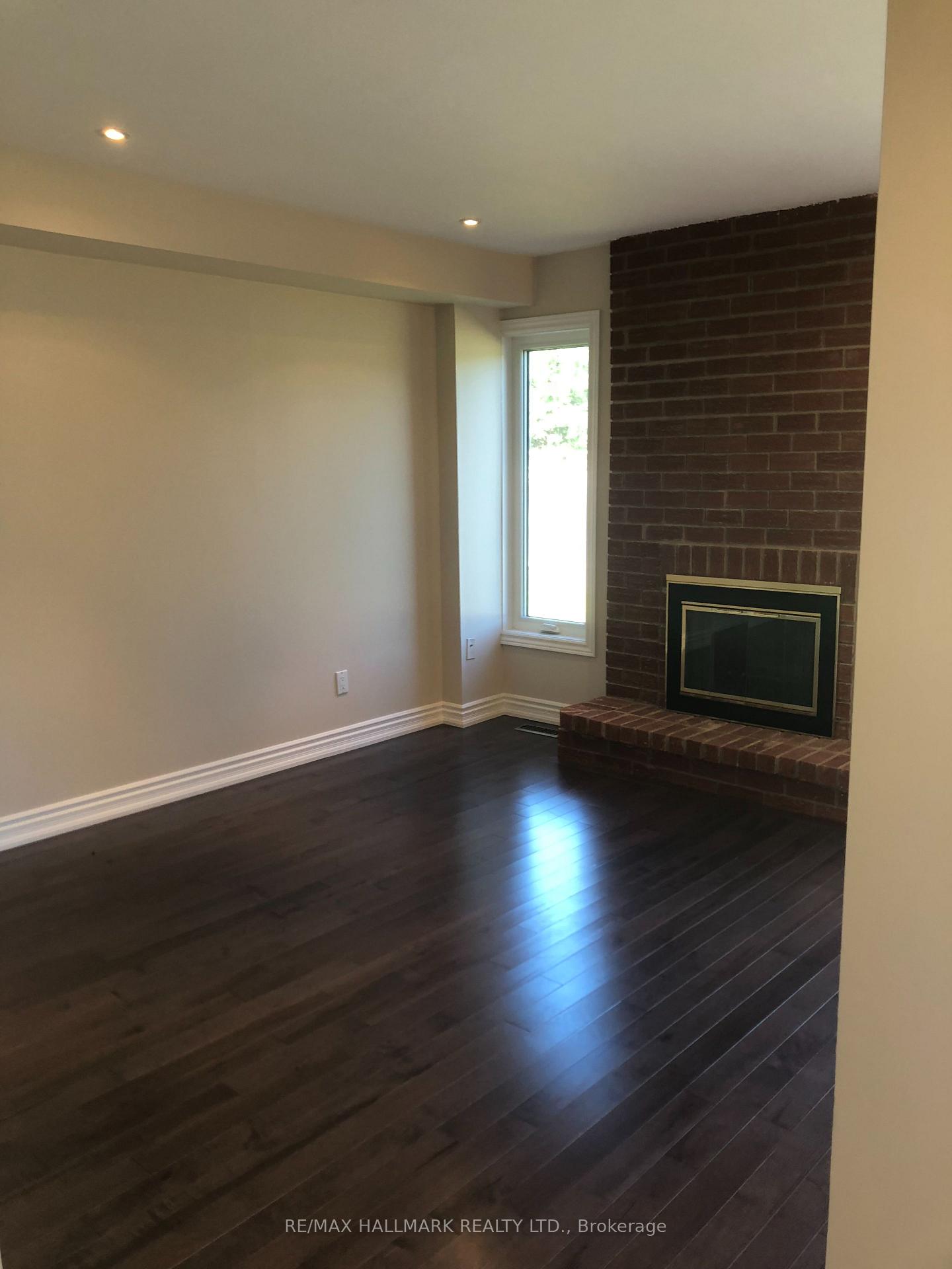 Photo 7 of 788 York Hill Boulevard, Vaughan, Crestwood-Springfarm-Yorkhill — HOMEH