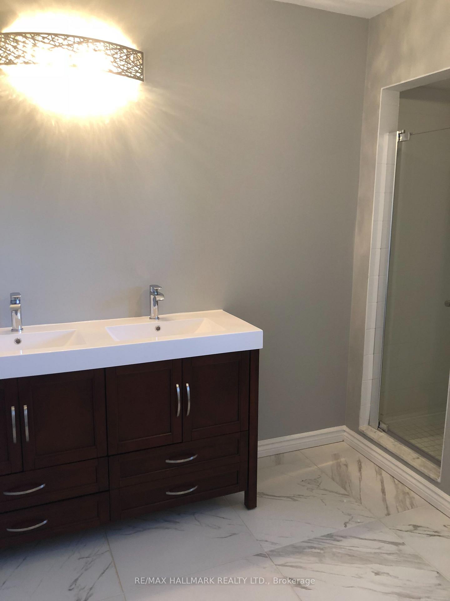 Photo 8 of 788 York Hill Boulevard, Vaughan, Crestwood-Springfarm-Yorkhill — HOMEH