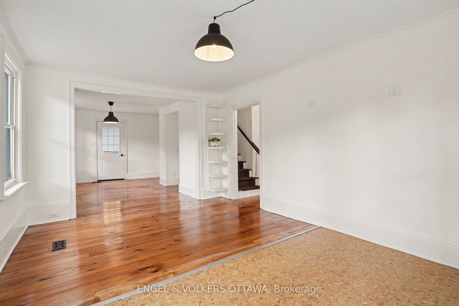 Photo 7 of 8169 Victoria Street, Ottawa, Metcalfe — HOMEH