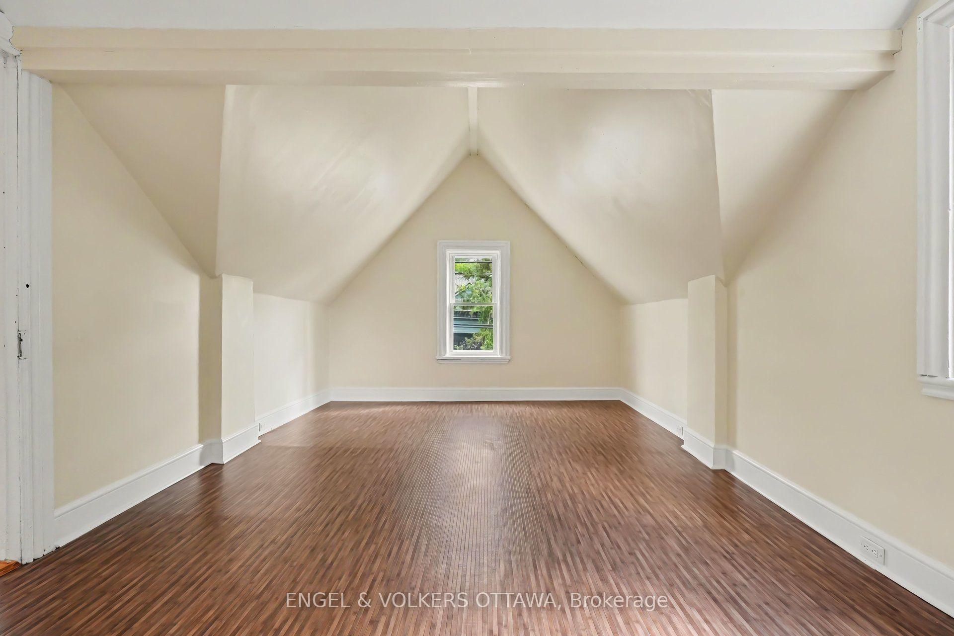 Photo 17 of 8169 Victoria Street, Ottawa, Metcalfe — HOMEH